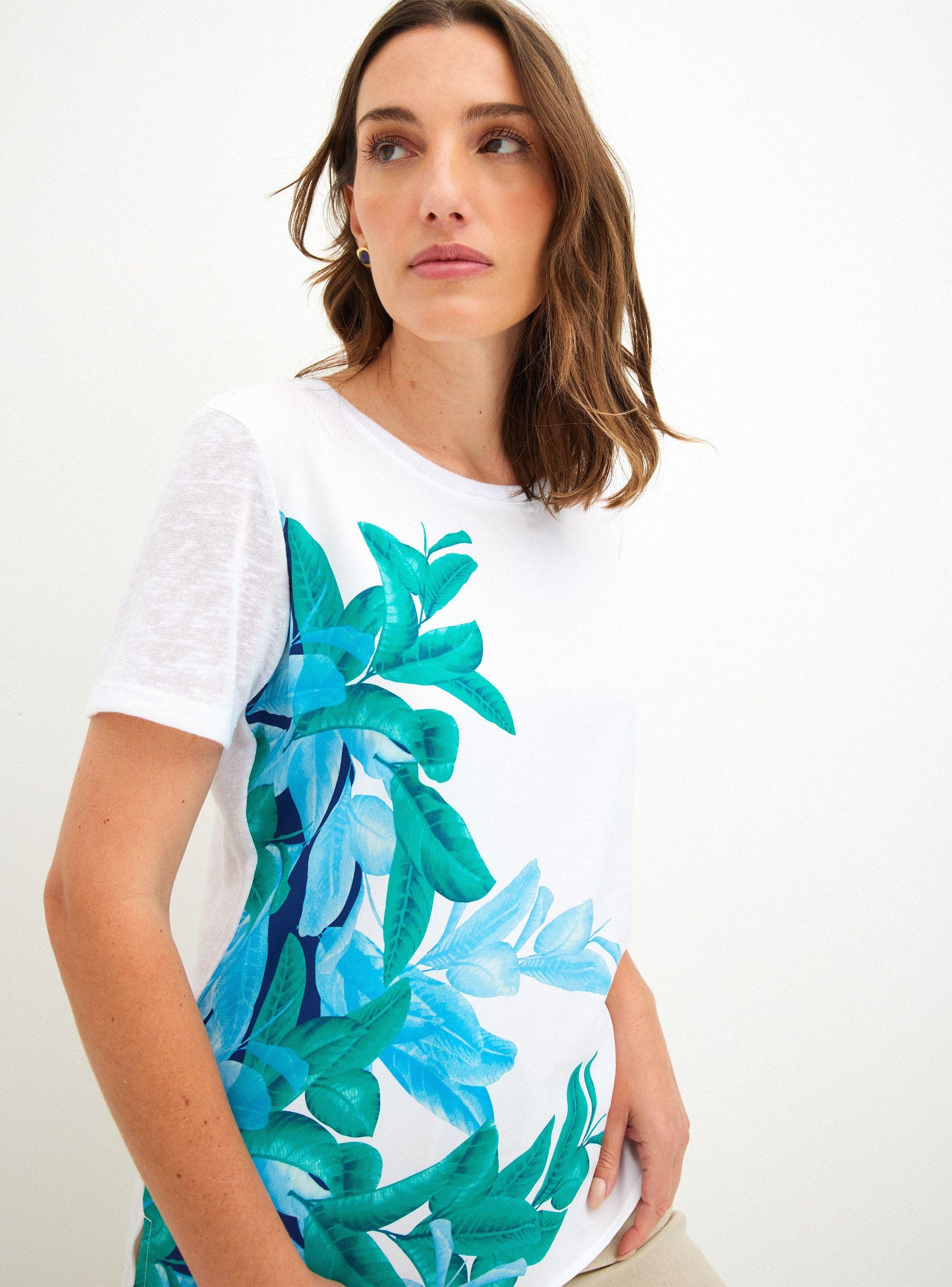 Polera con Estampado Frontal y Pabilos Cruzados En Espalda-2