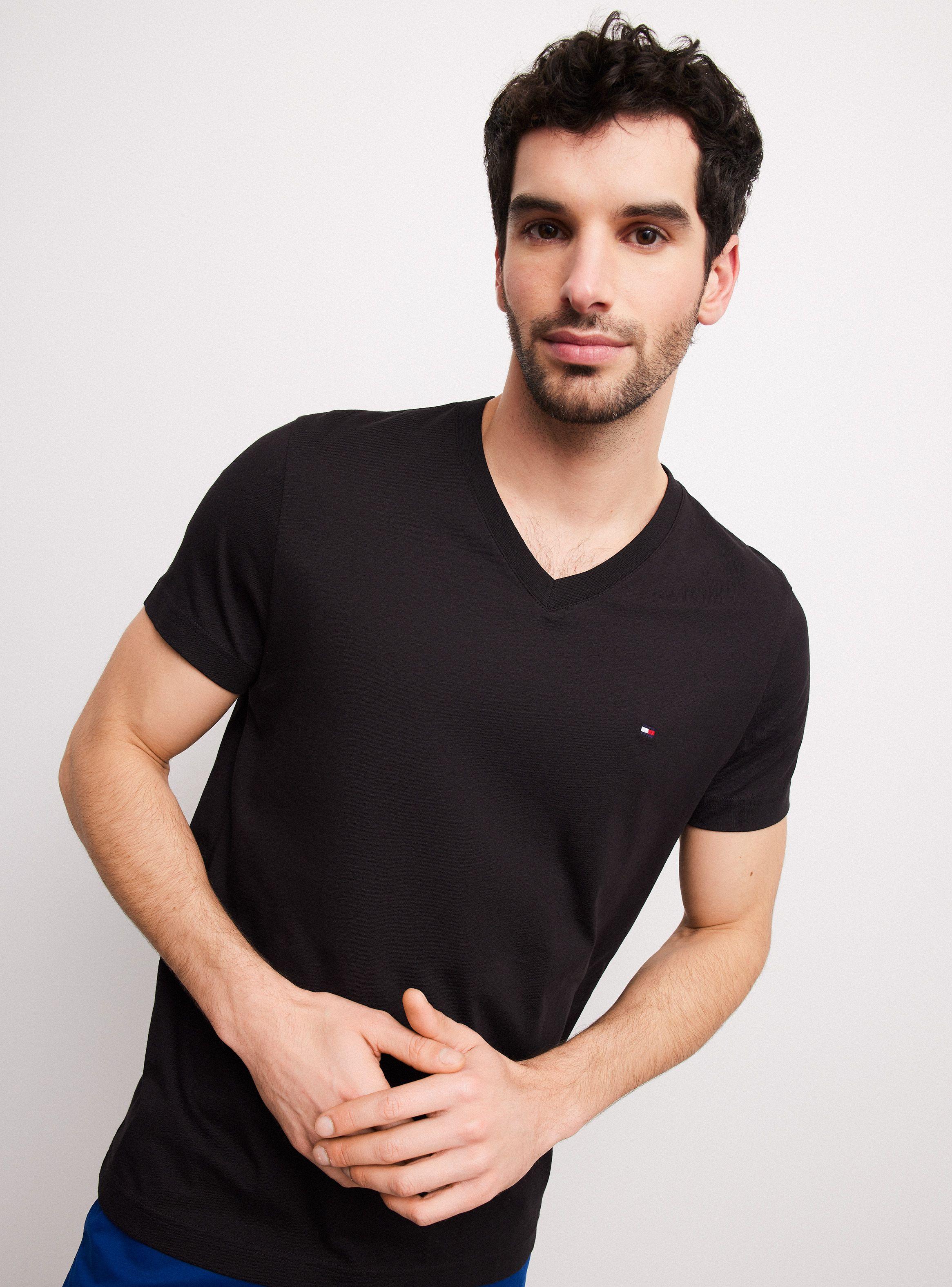 Polera Básica Cuello V-3