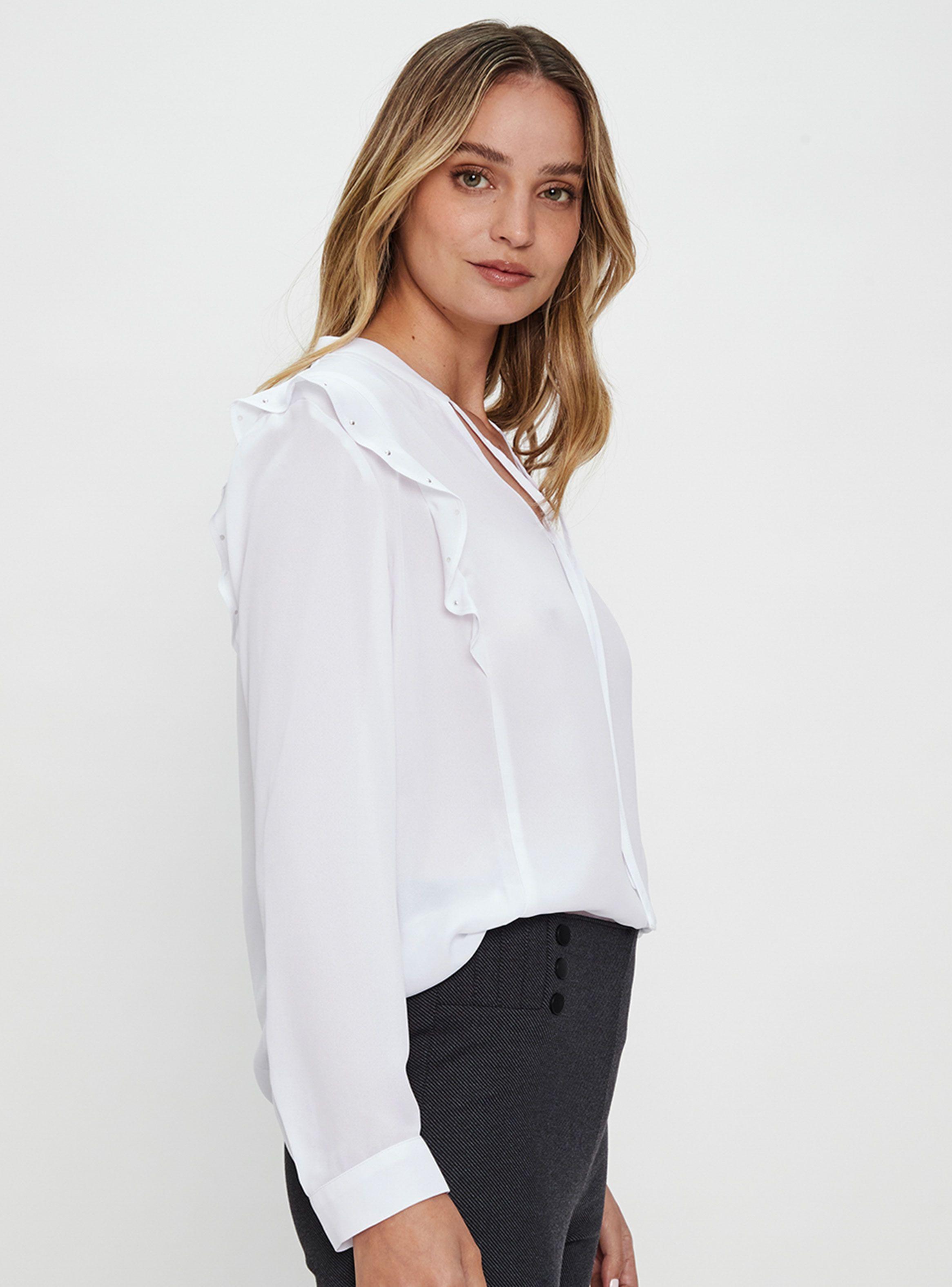 Blusa Con Vuelos Detalle en Cuello-2