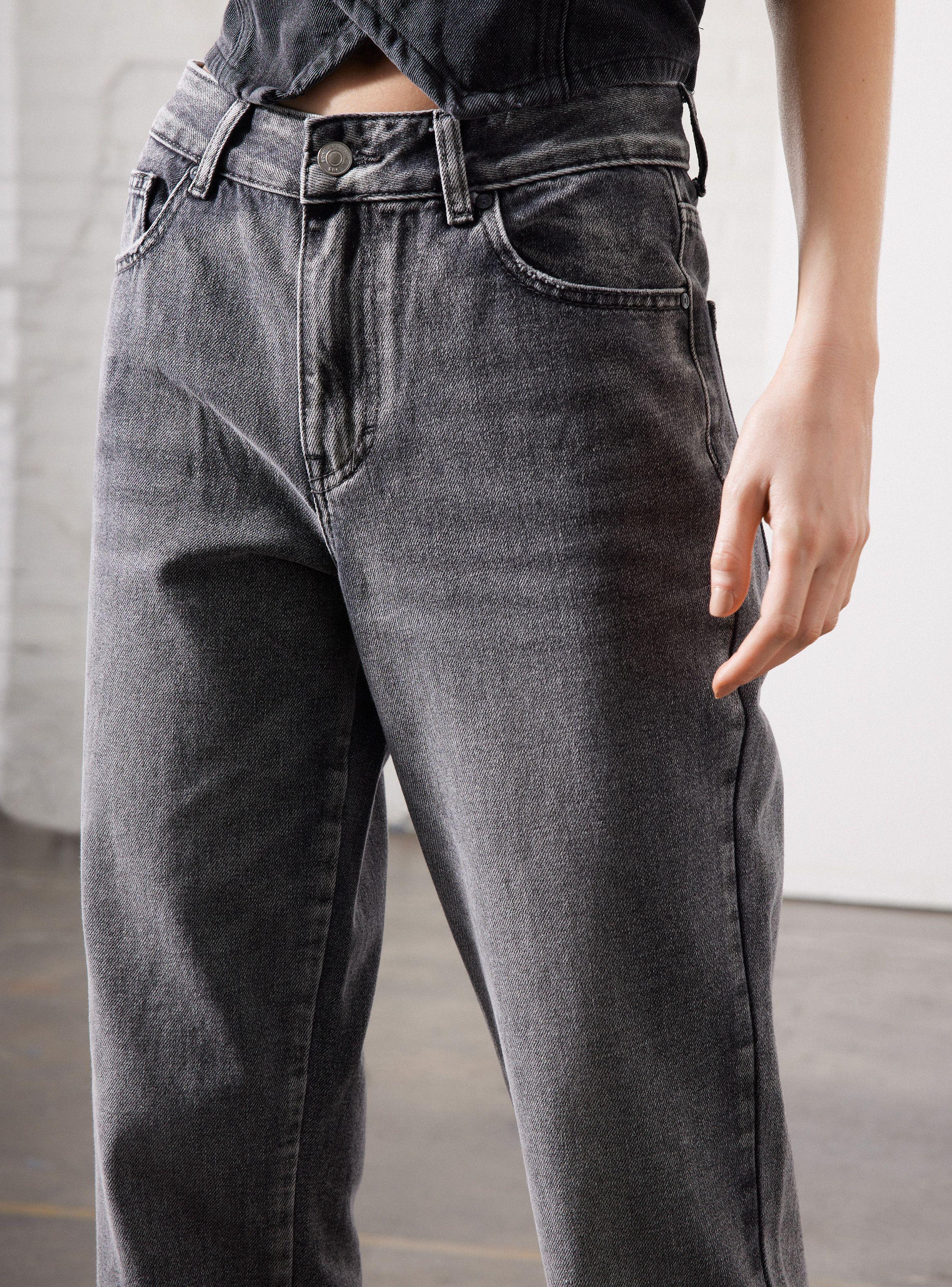 Jeans Mom Tiro Alto Lavado-2