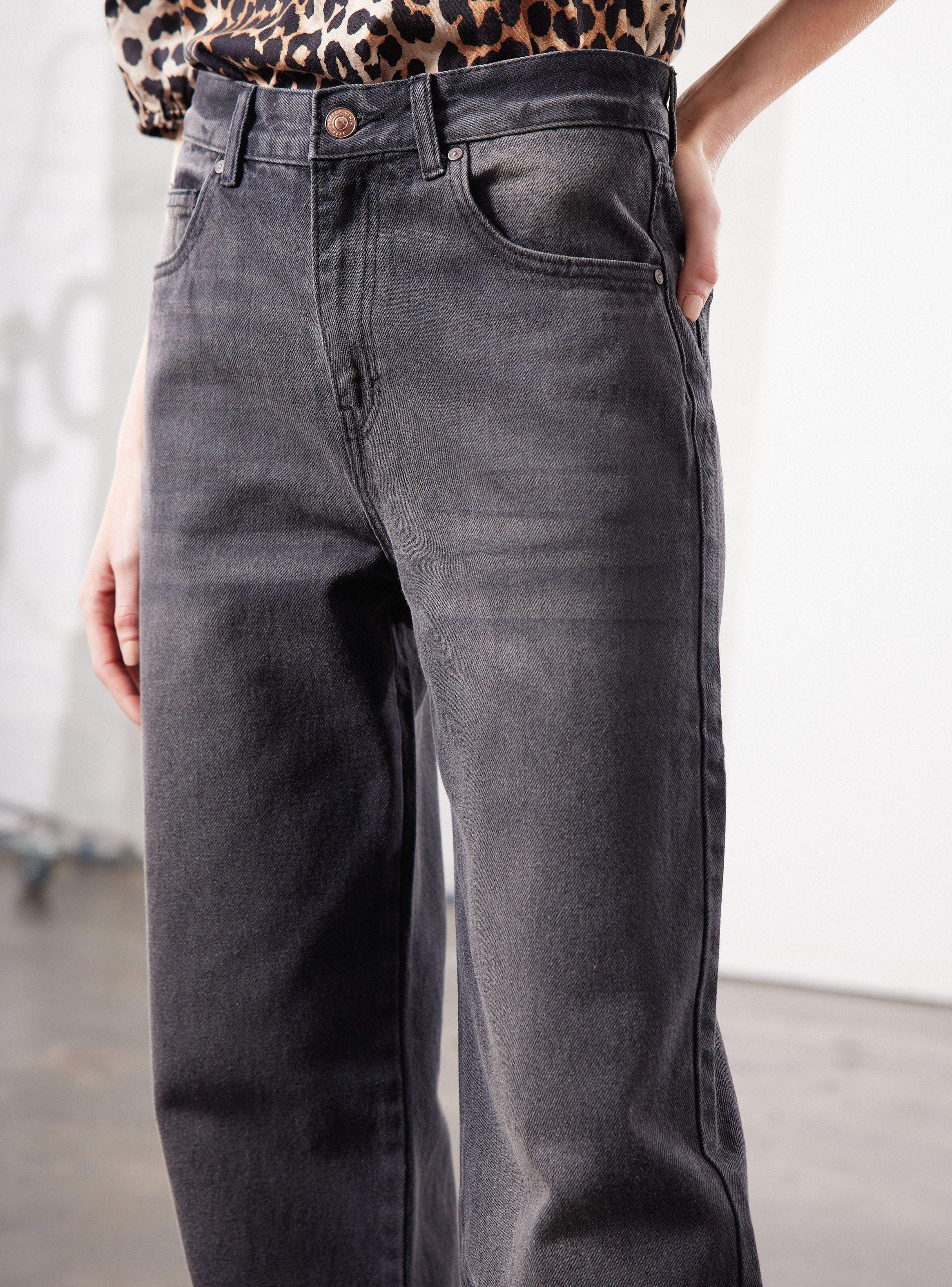 Jeans Straight Tiro Medio Lavado-2