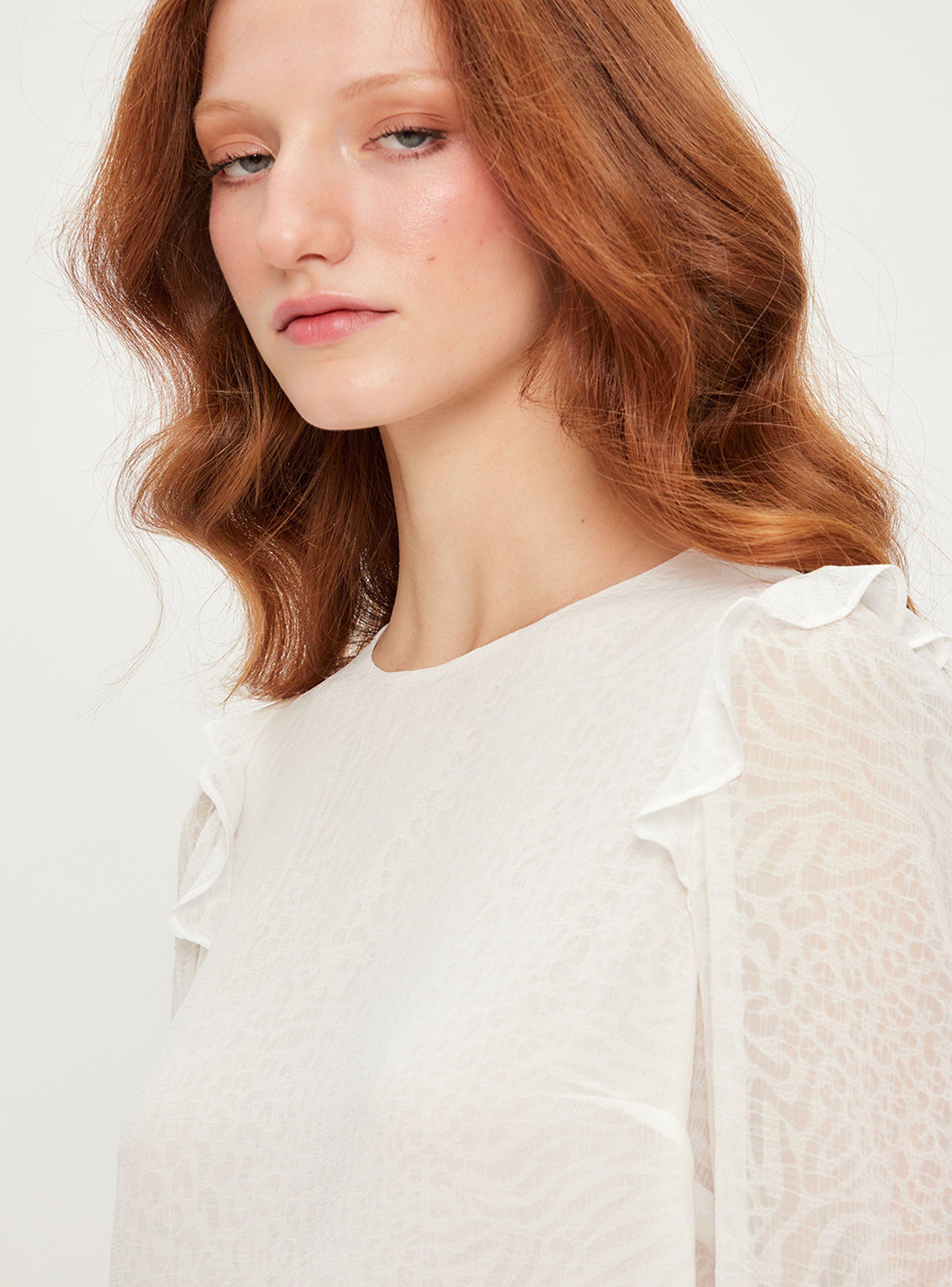 Blusa Lisa con Mini Vuelos en Mangas-2