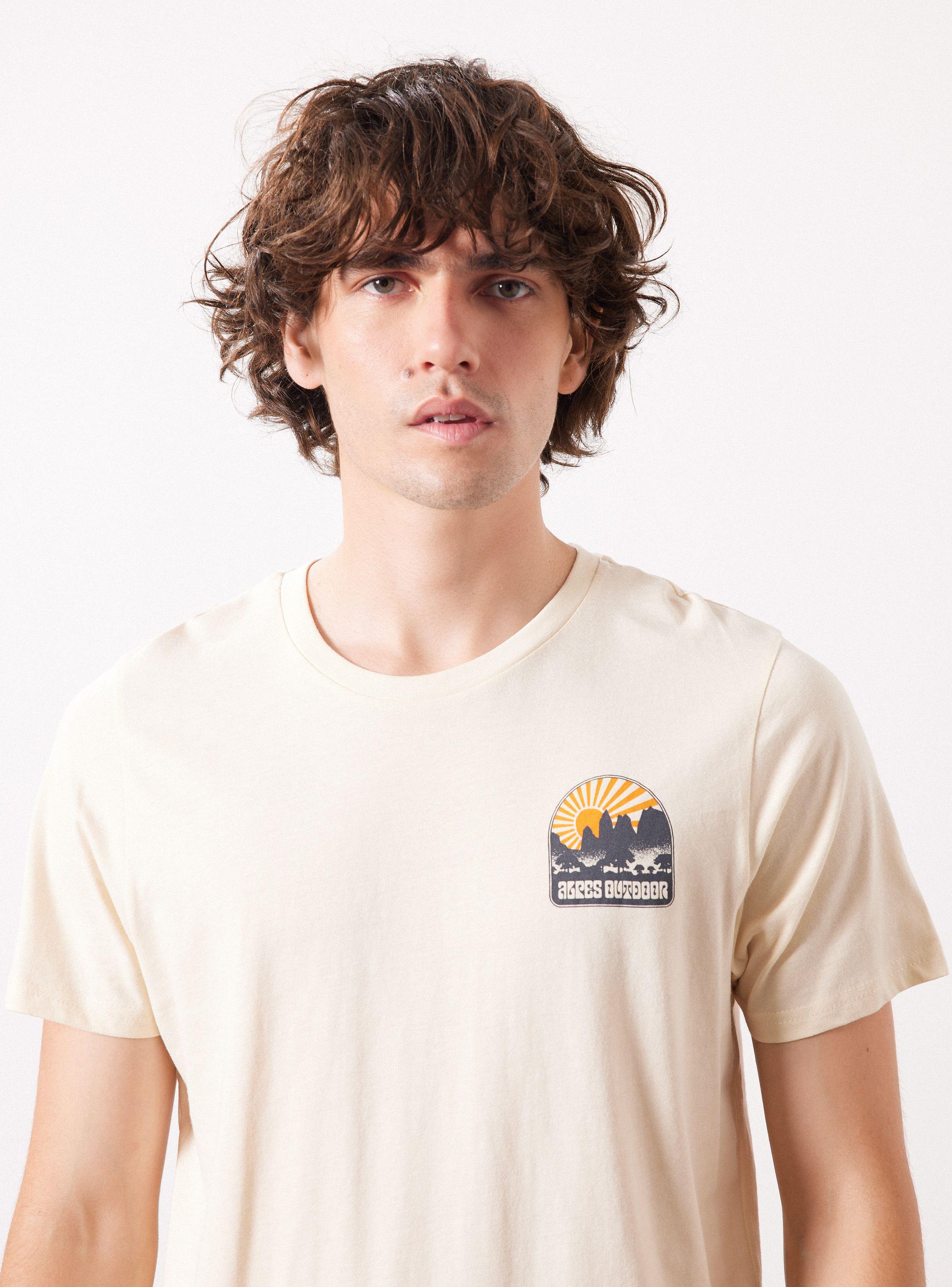 Polera Grafica Estampado Espalda-2