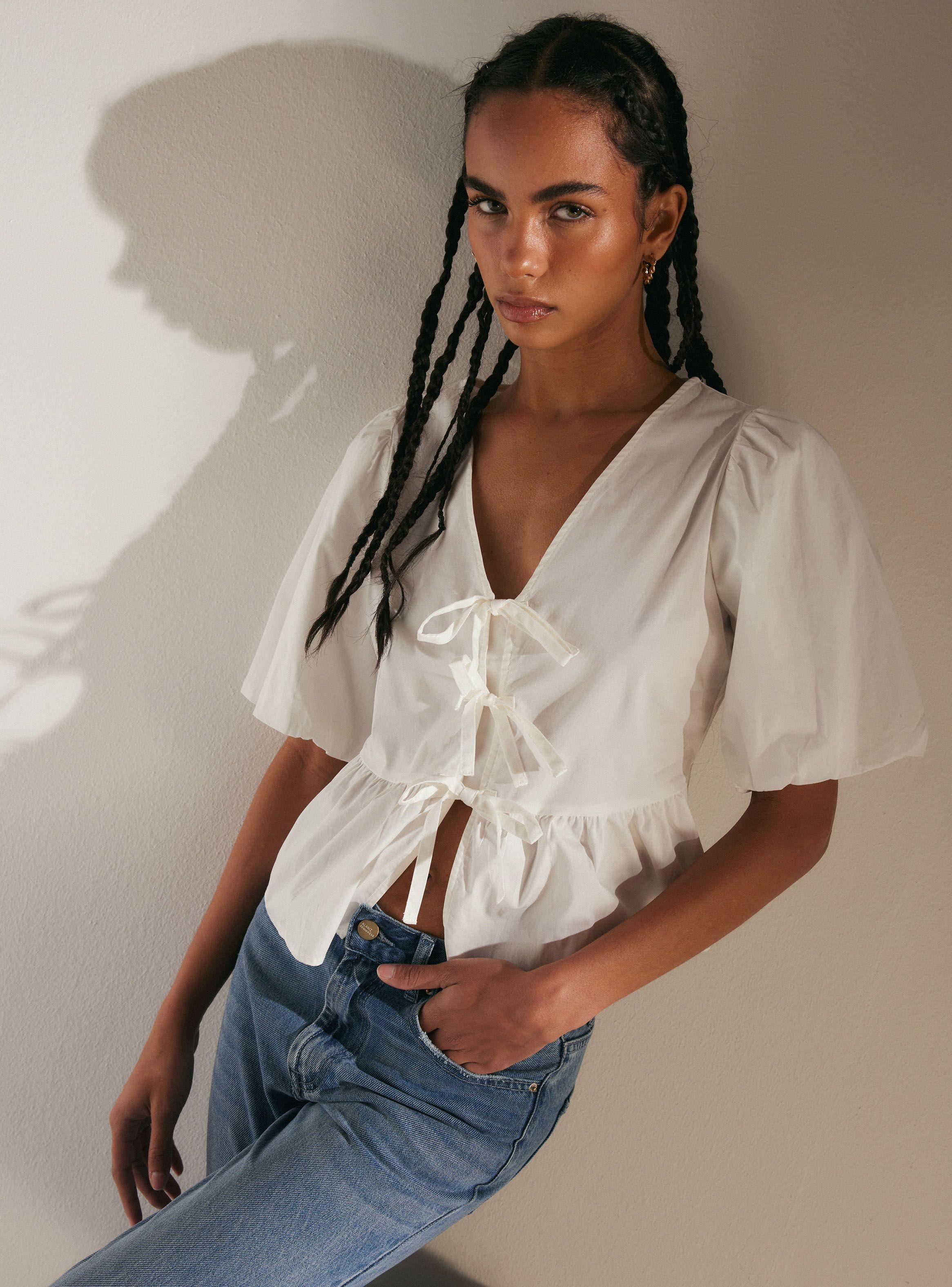 Blusa Peplum con Manga Aglobada y Lazos-0