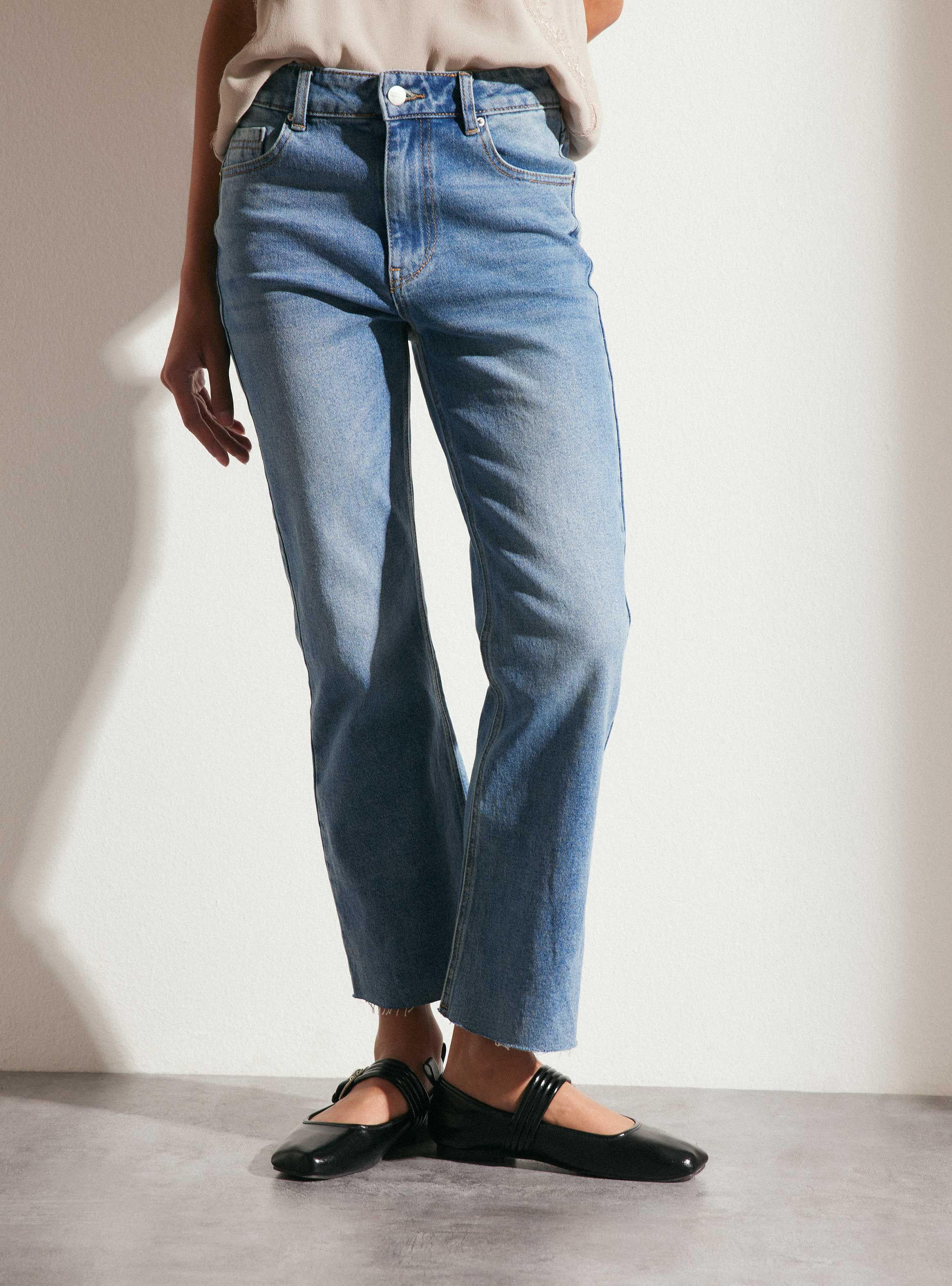 Jeans Crop Flare Tobillo a la Vista-0