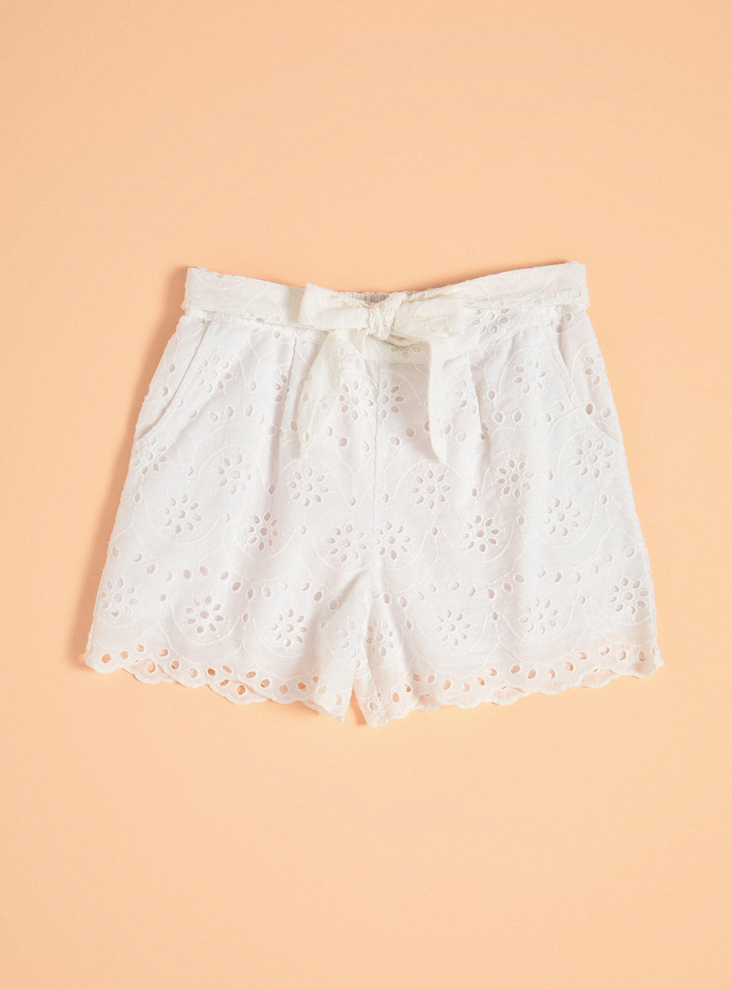 Short Tela Broderie, Cinturón Tipo Lazo-2