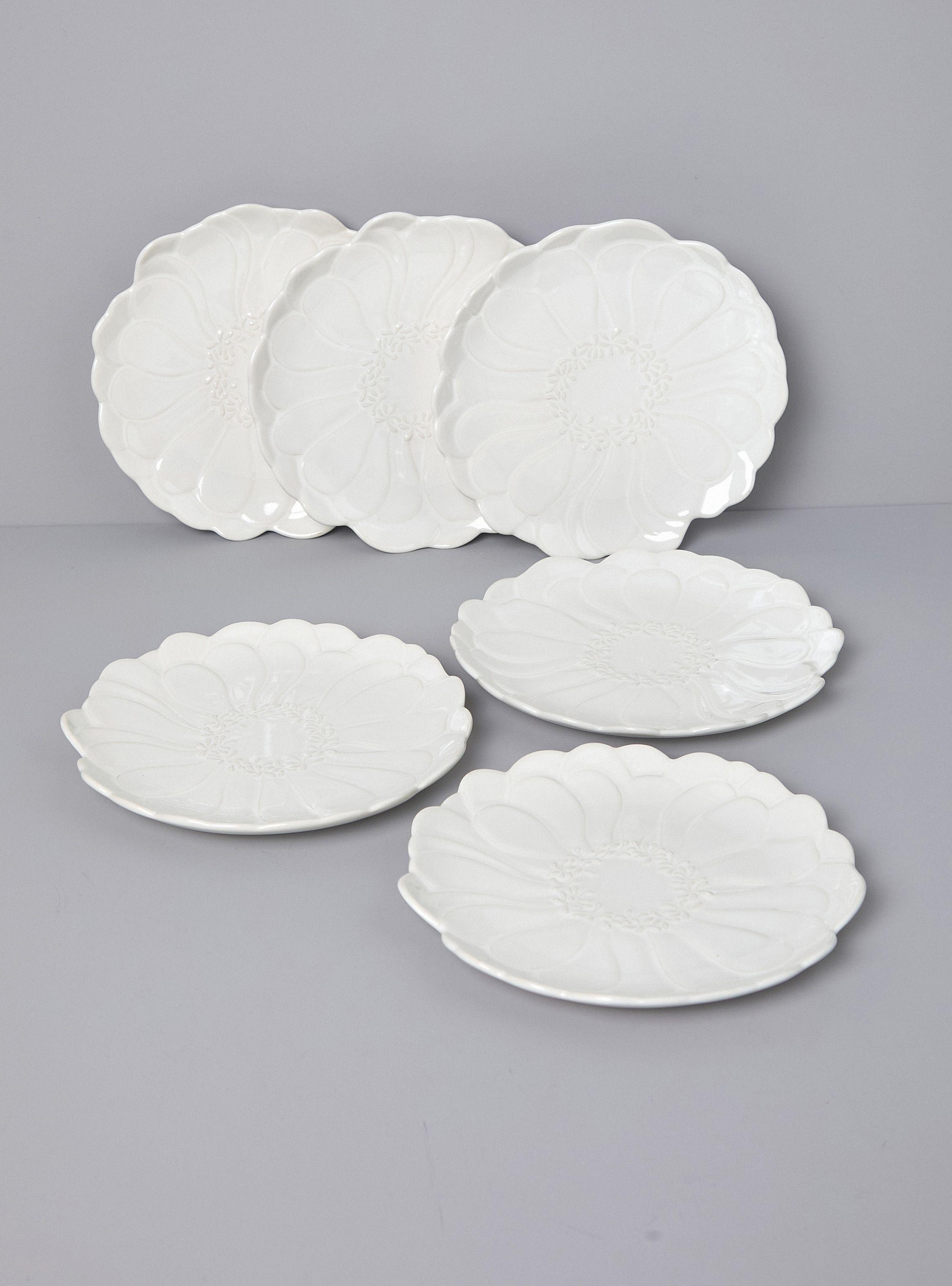 Plato Flor Relieve 21.5 cm-1