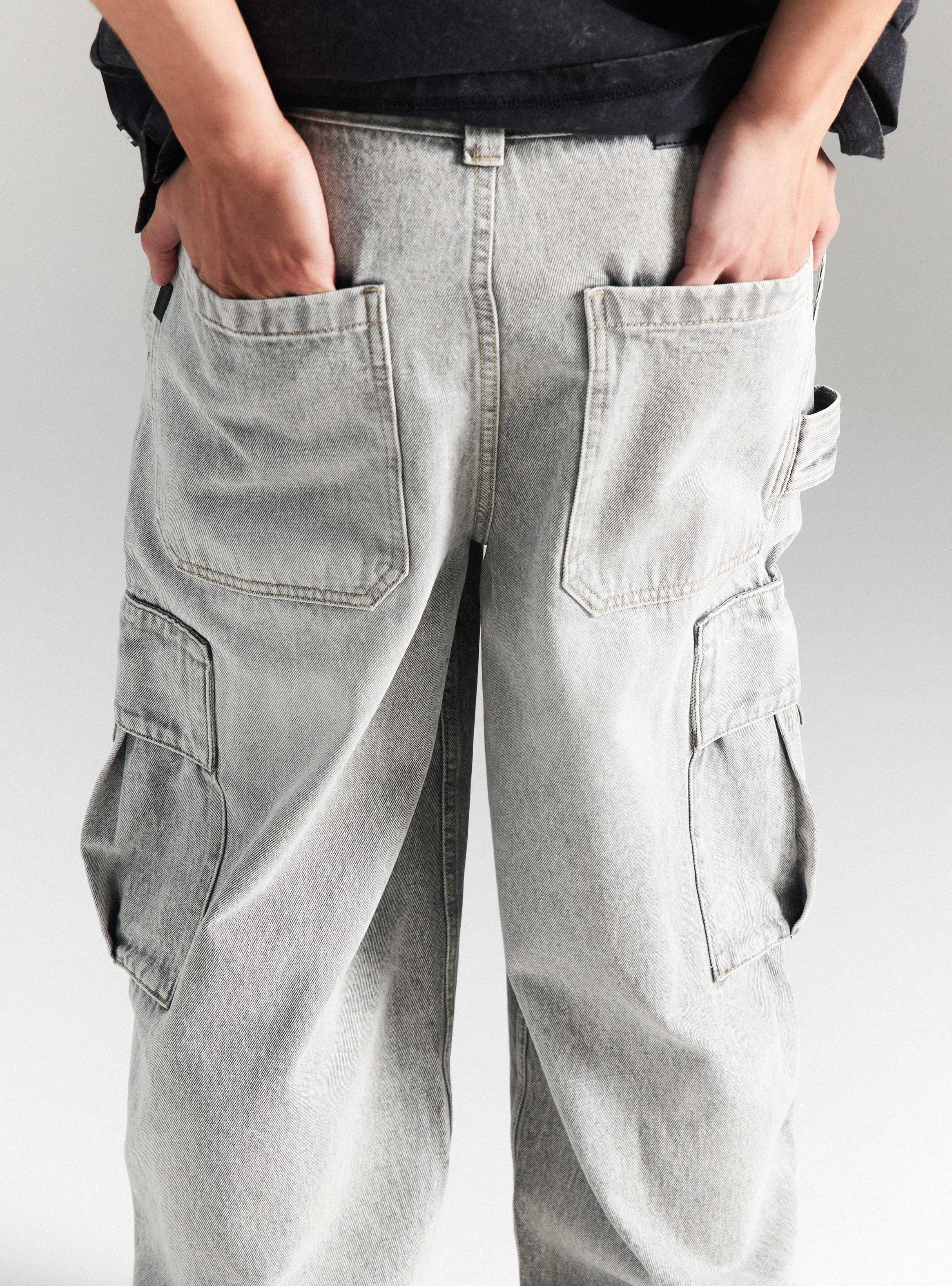 Jeans Skater Deslavado Gris-3