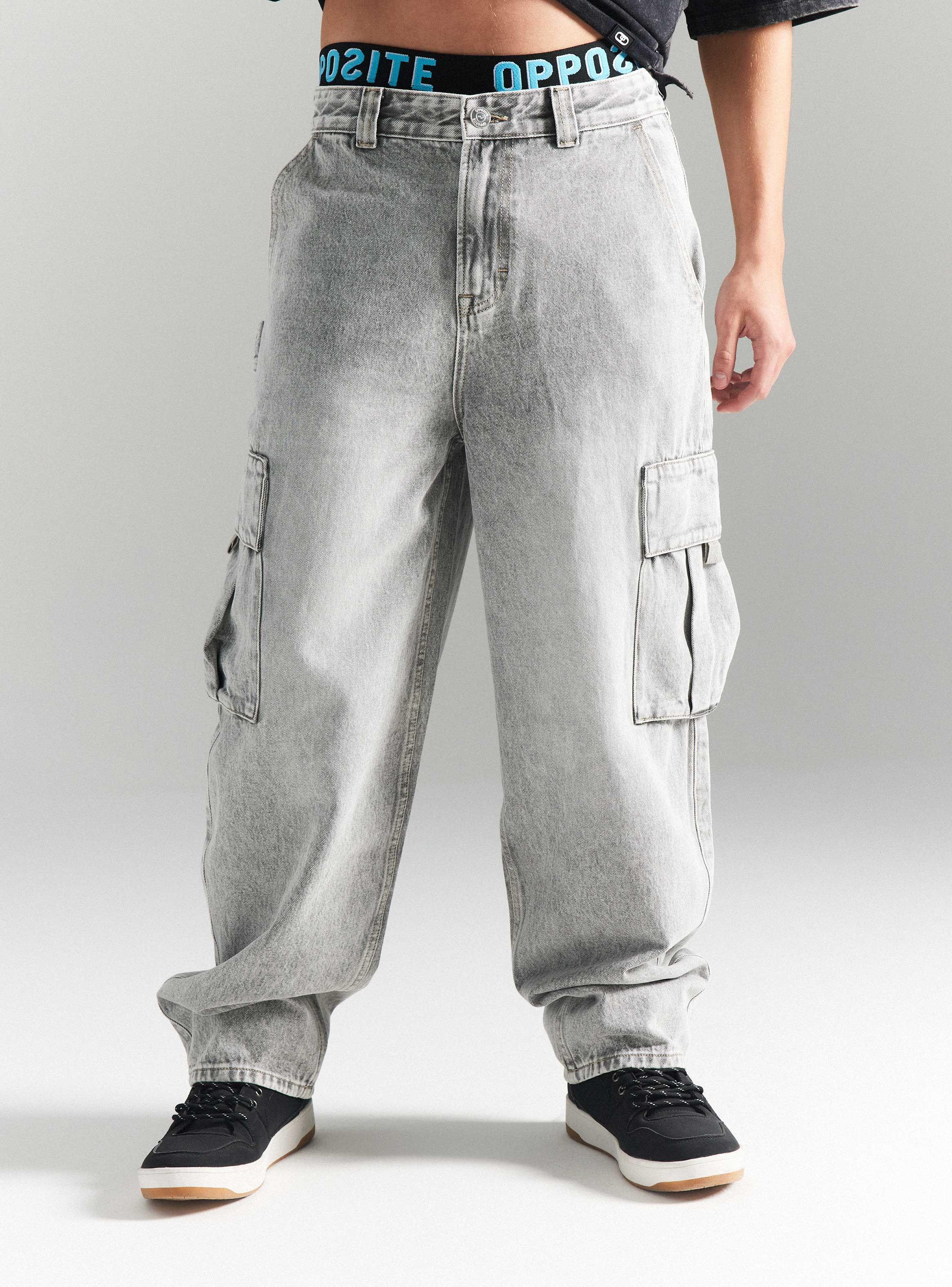 Jeans Skater Deslavado Gris-0