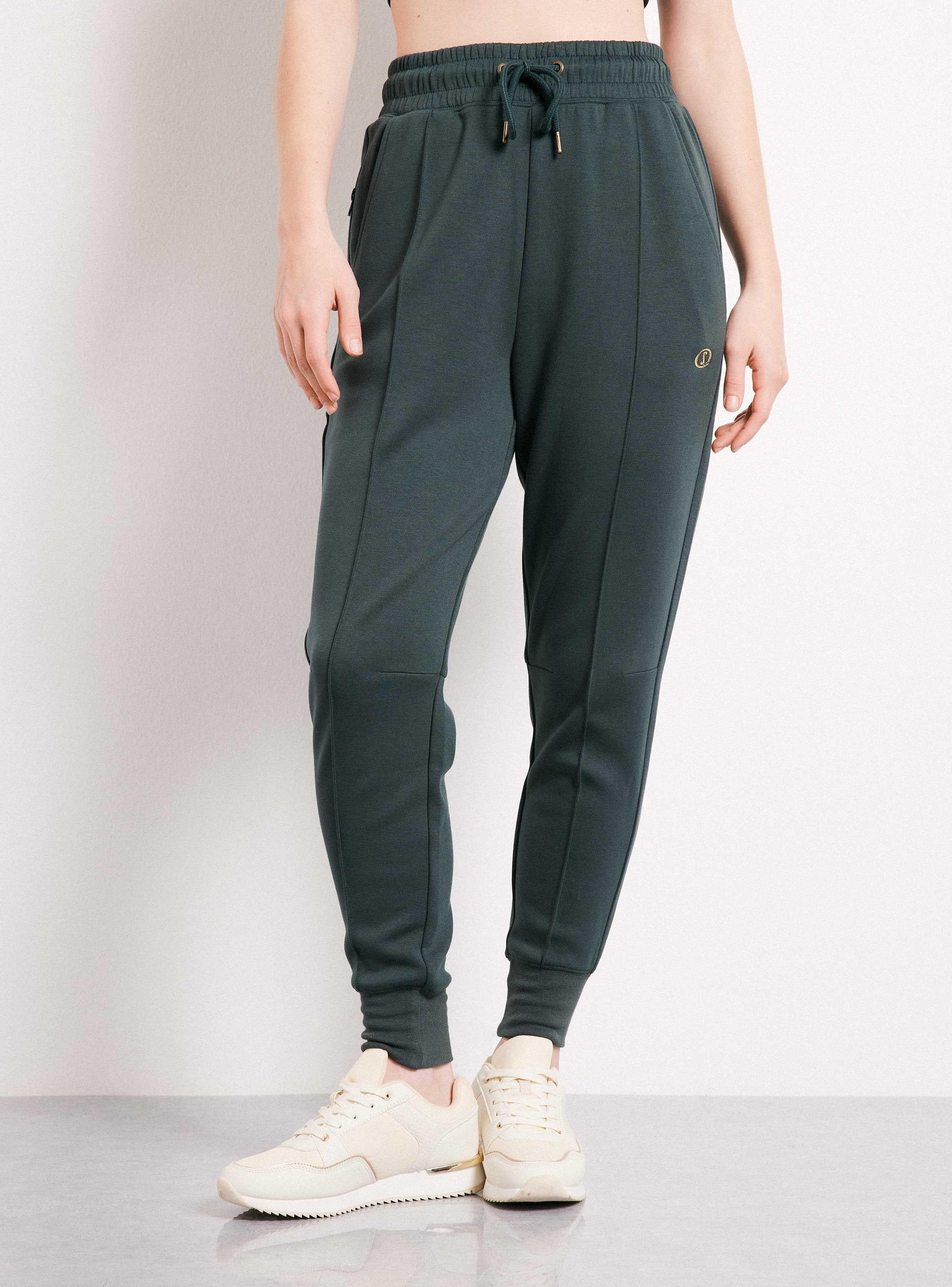 Pantalón Buzo Ancho Tres Bolsillos-0