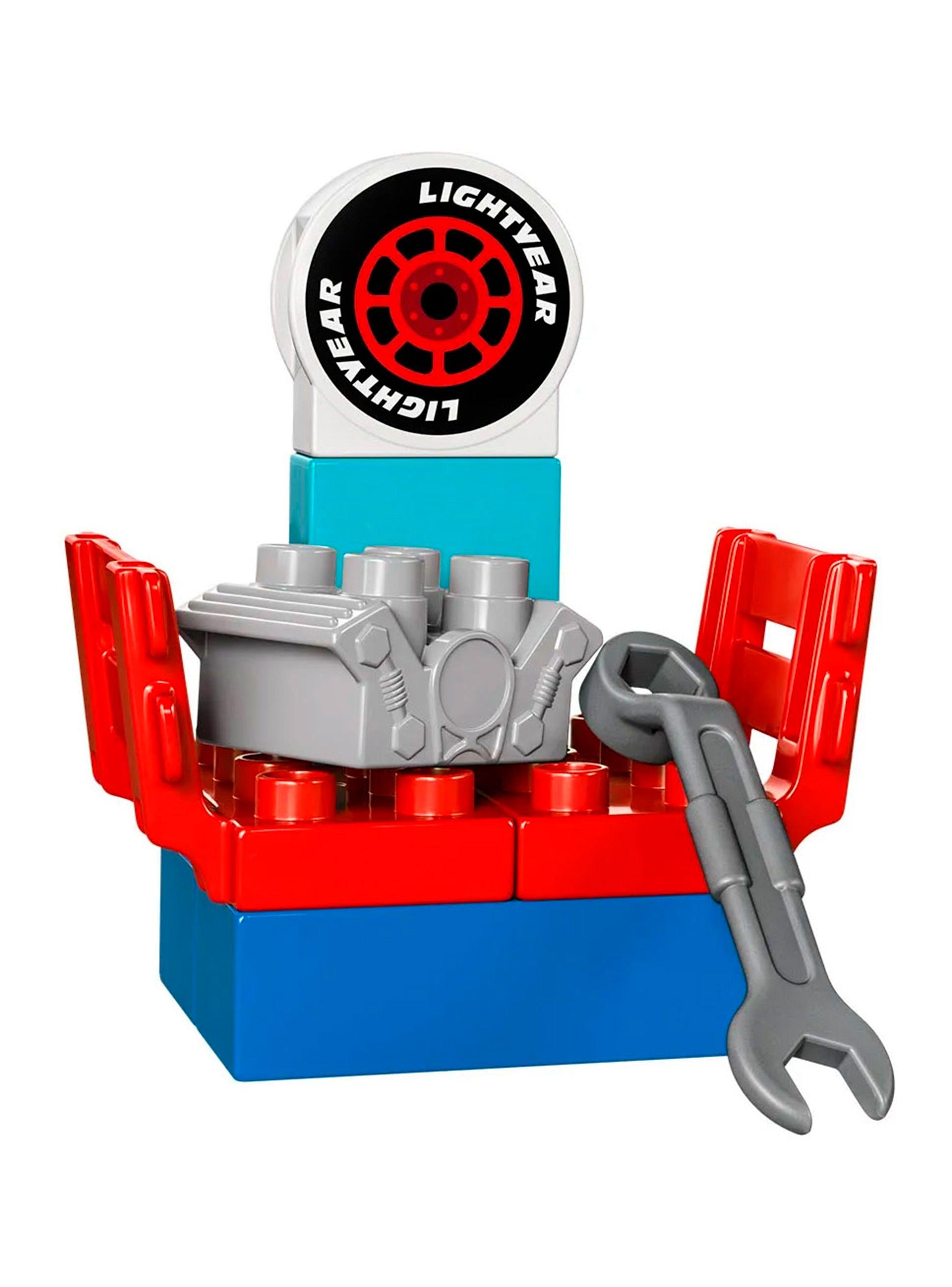Lego Mack dn Las Carreras-3