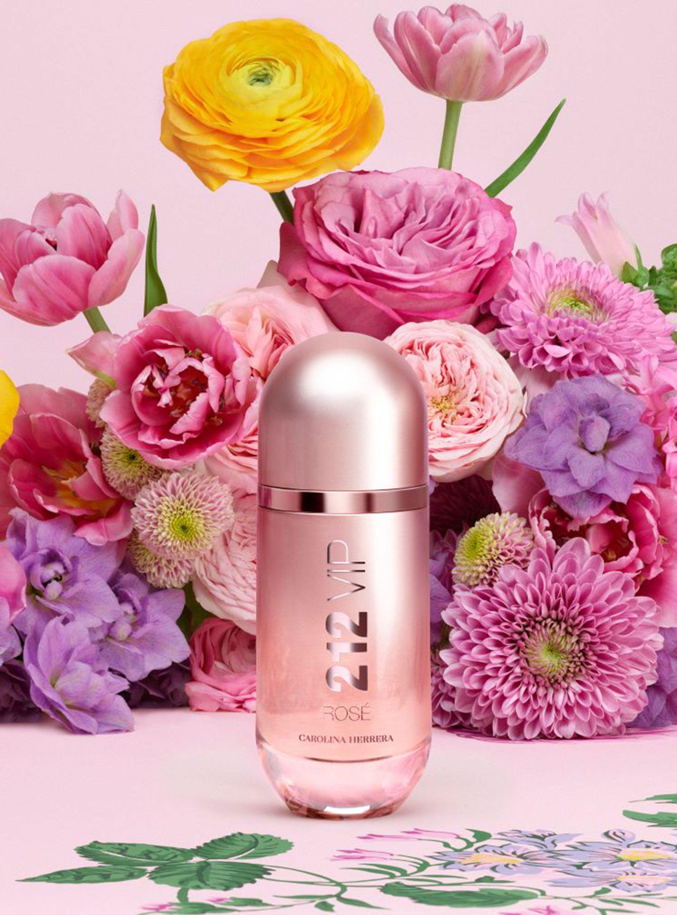 Set Perfume Carolina Herrera 212 VIP Rosé EDP Mujer 80 ml + Body Lotion 100 ml + EDP 10 ml-2