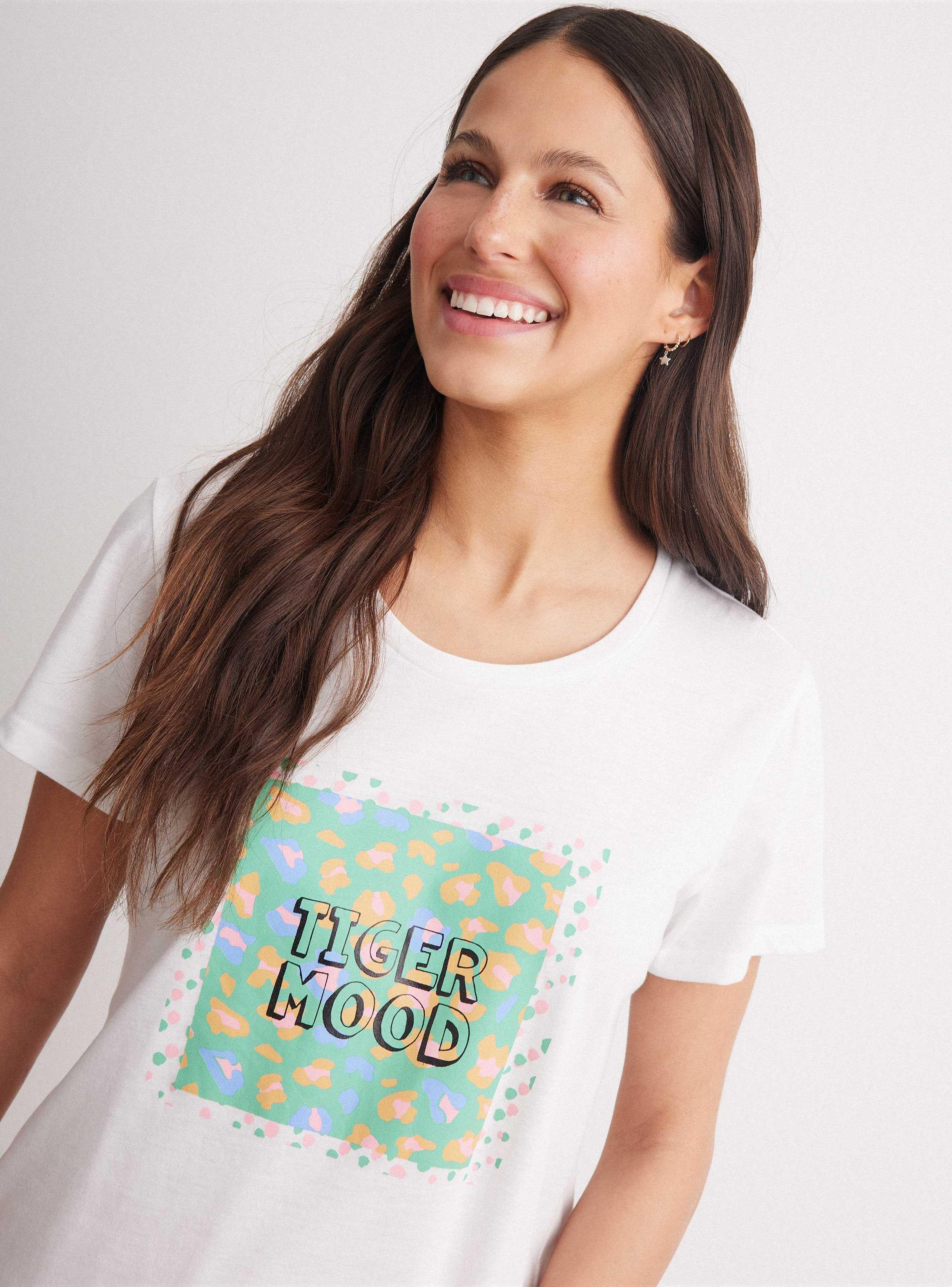 Polera Pijama Estampado con Detalles Brillo Ármalo-2