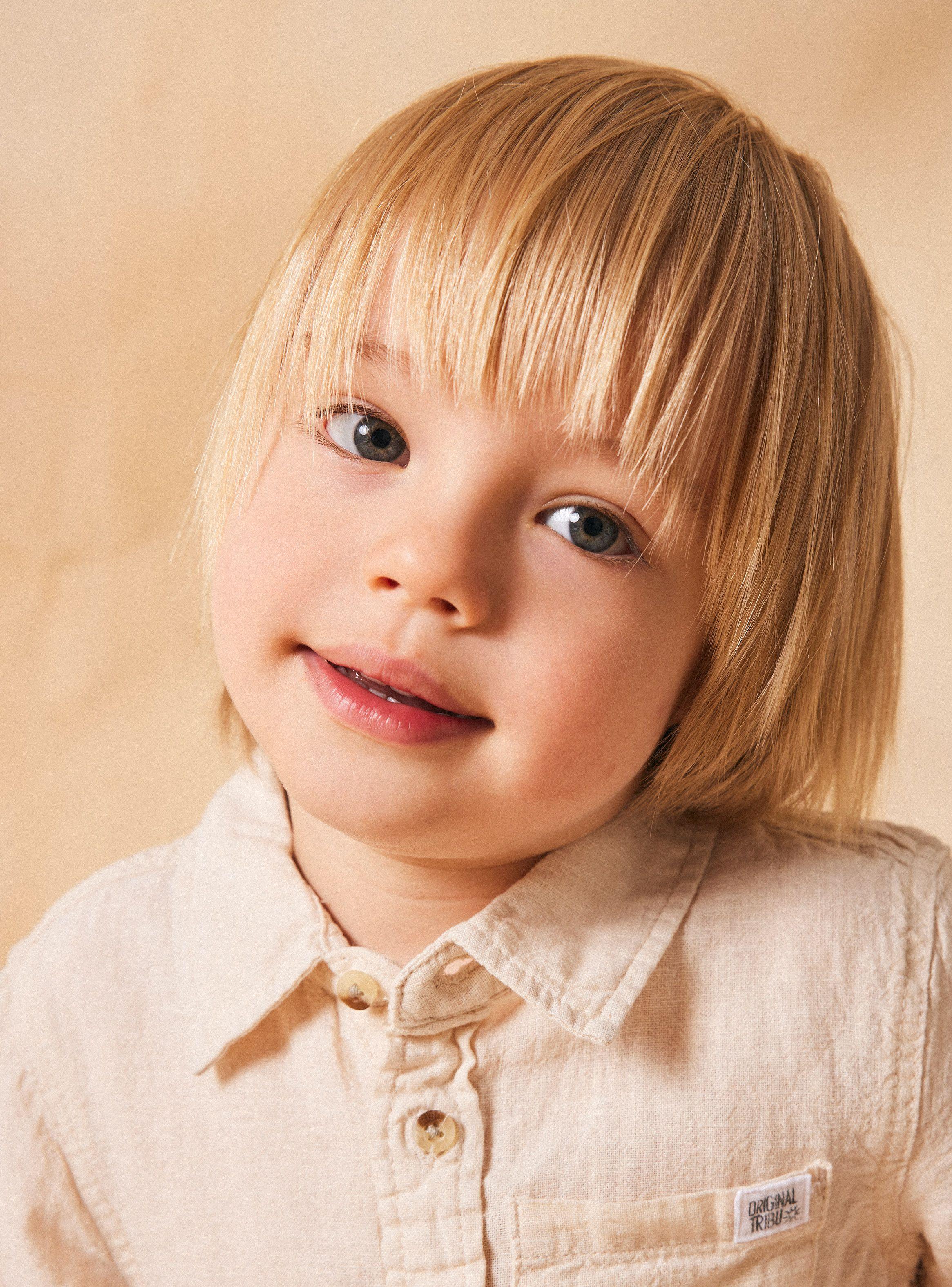 Camisa de Vestir con Bolsillo Delantero-1