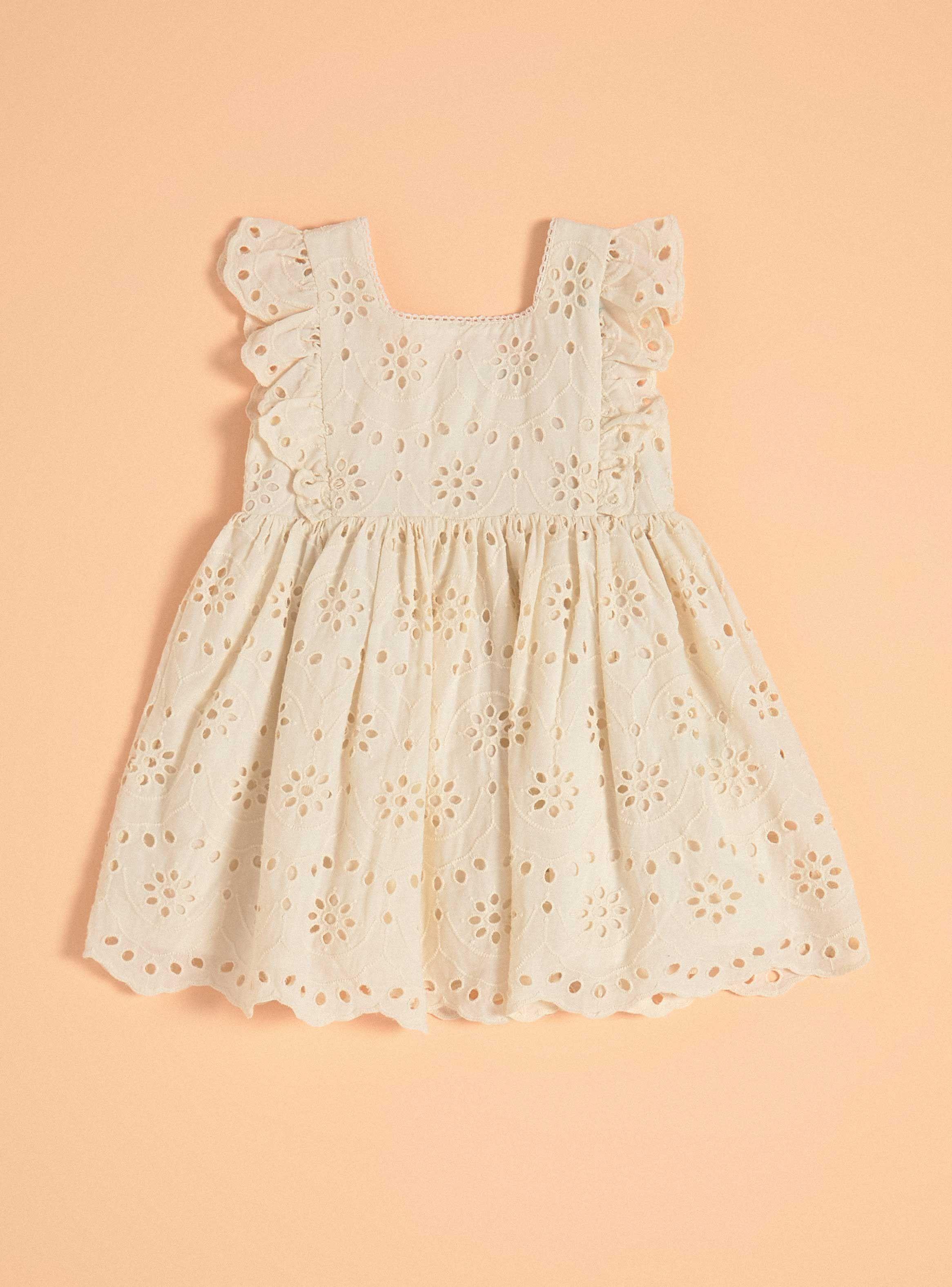 Vestido Broderie con Vuelos-0