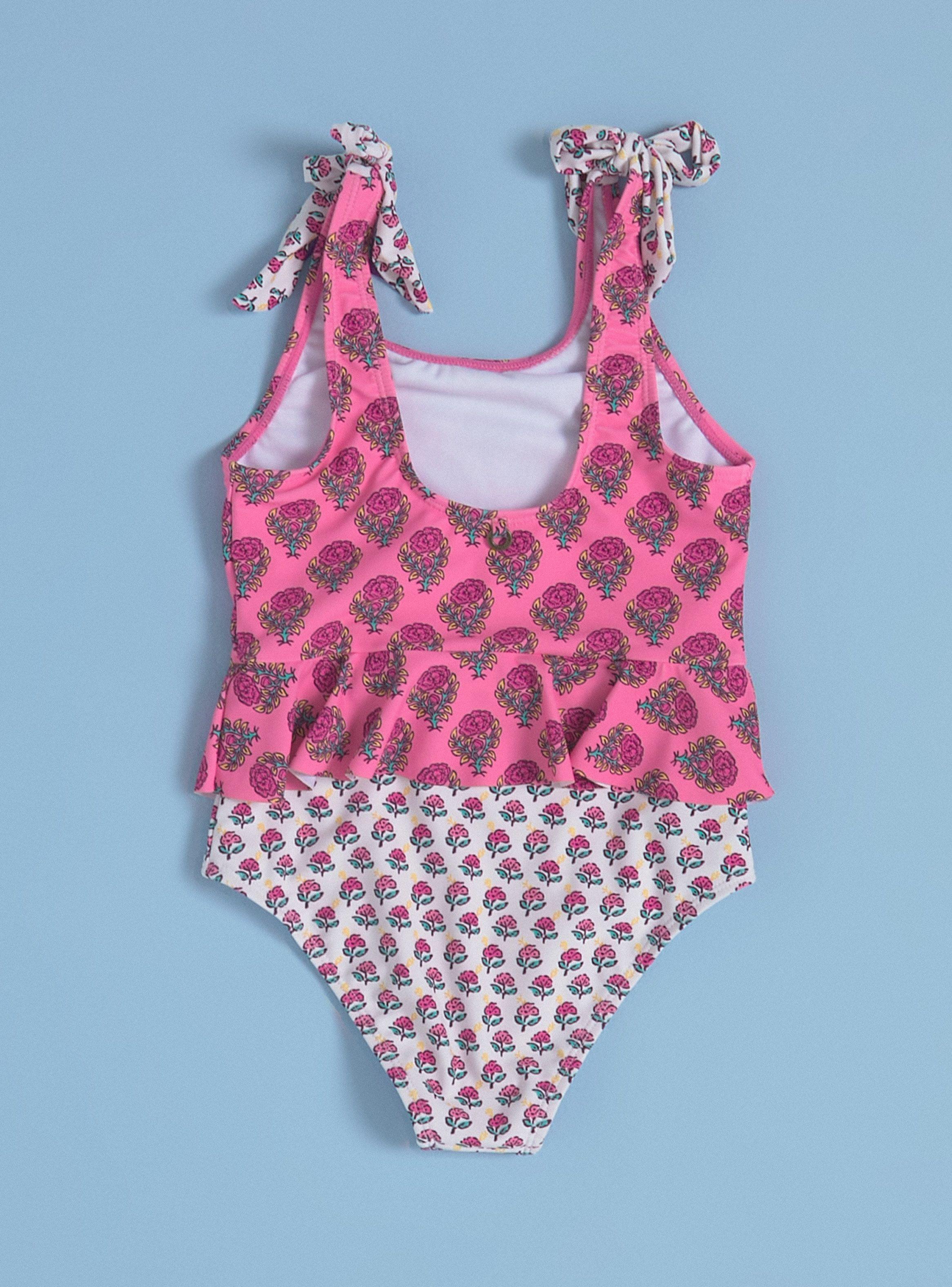 Traje de Baño con Volante-3