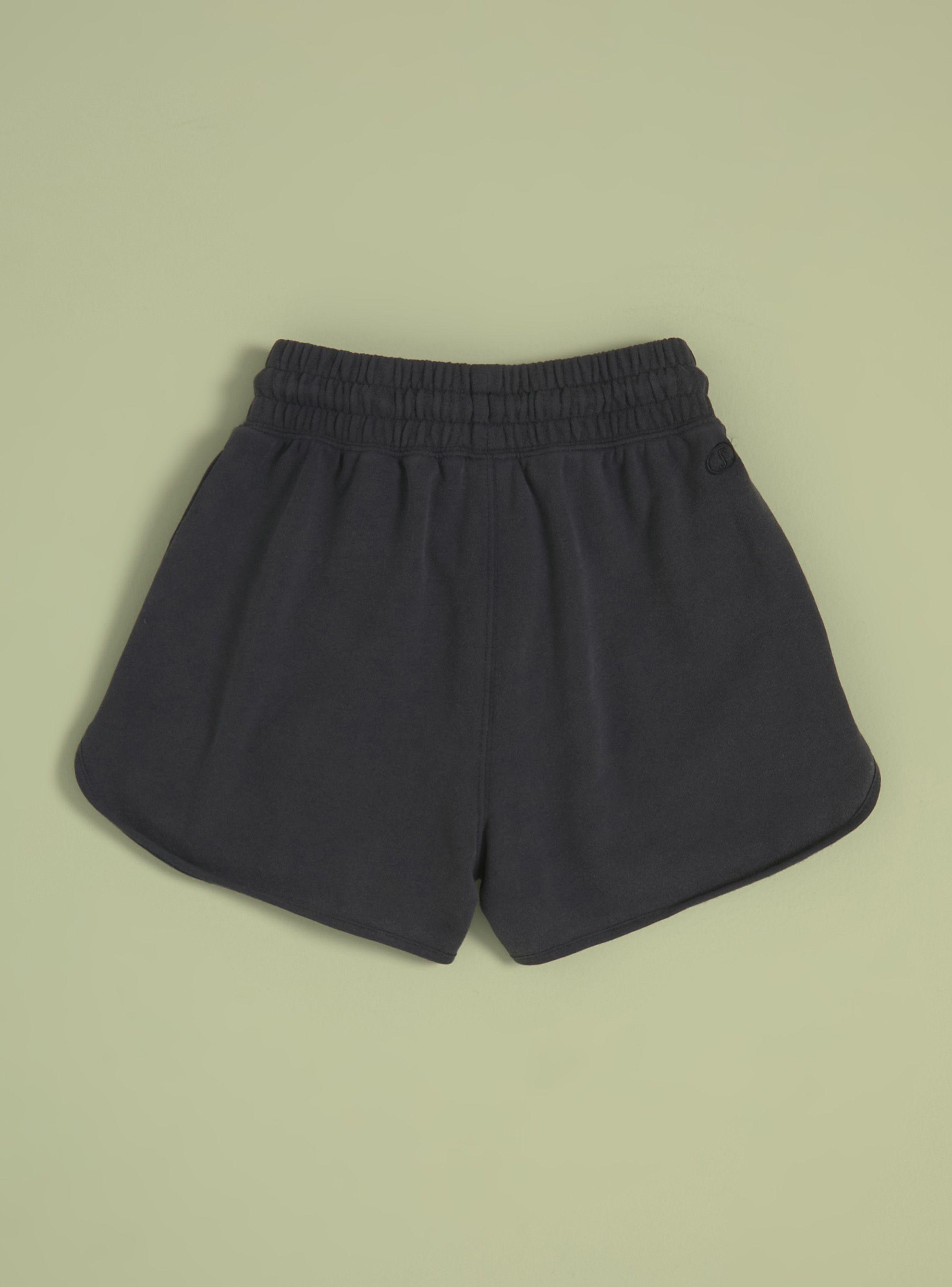 Short Tela Suave Cintura Ajustable-3