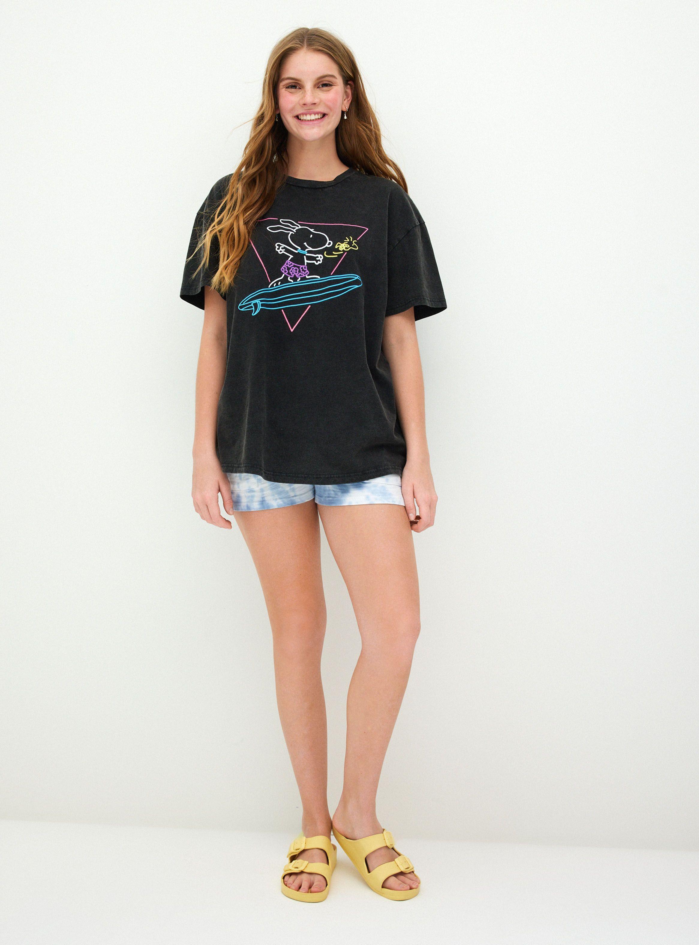 Polera Estampada Snoopy Retro-3