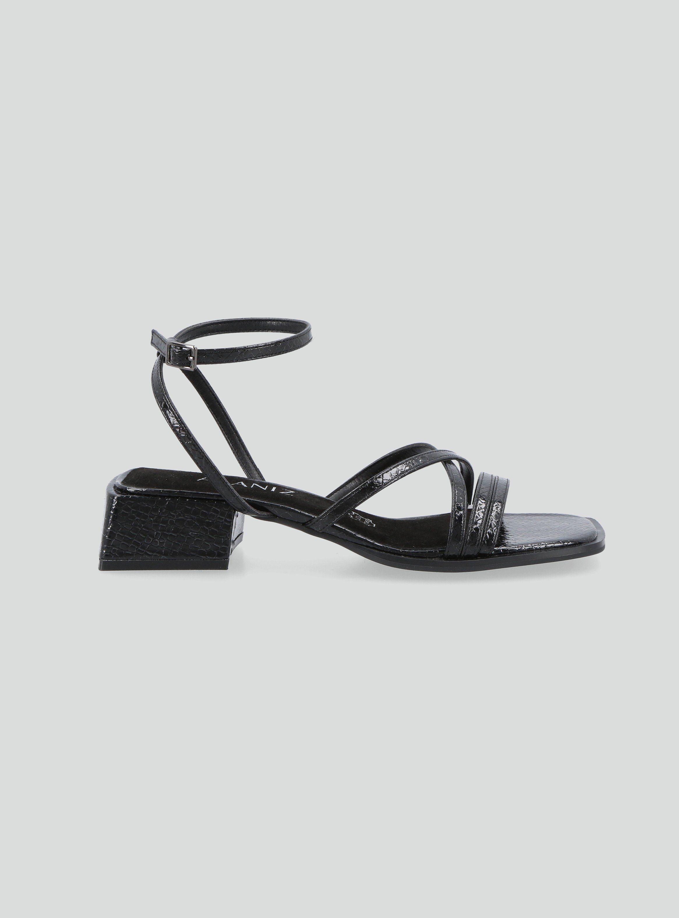Sandalia Multistrap Look Metalizado Mujer-1