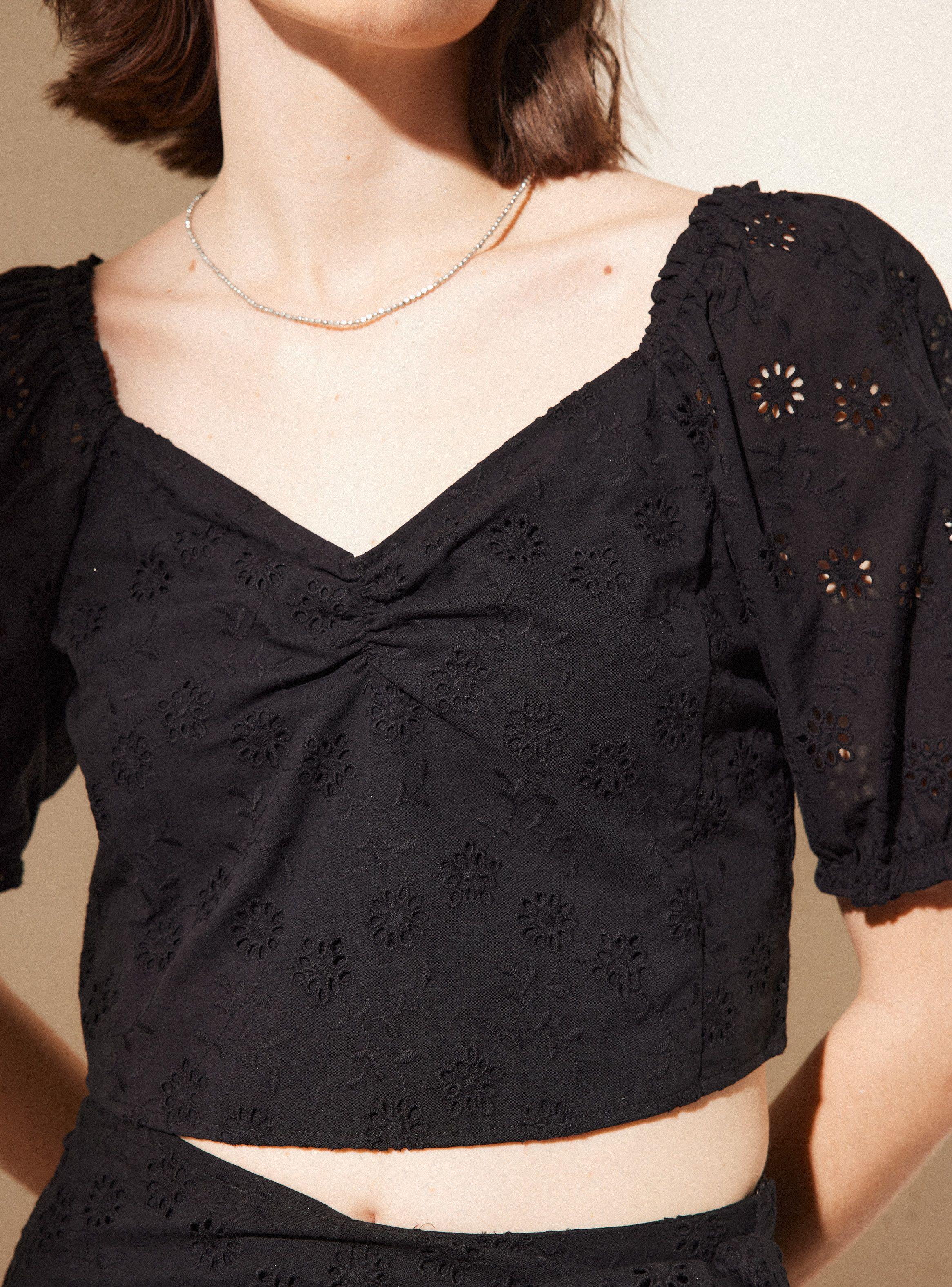 Blusa Crop Broderie Manga Corta-3