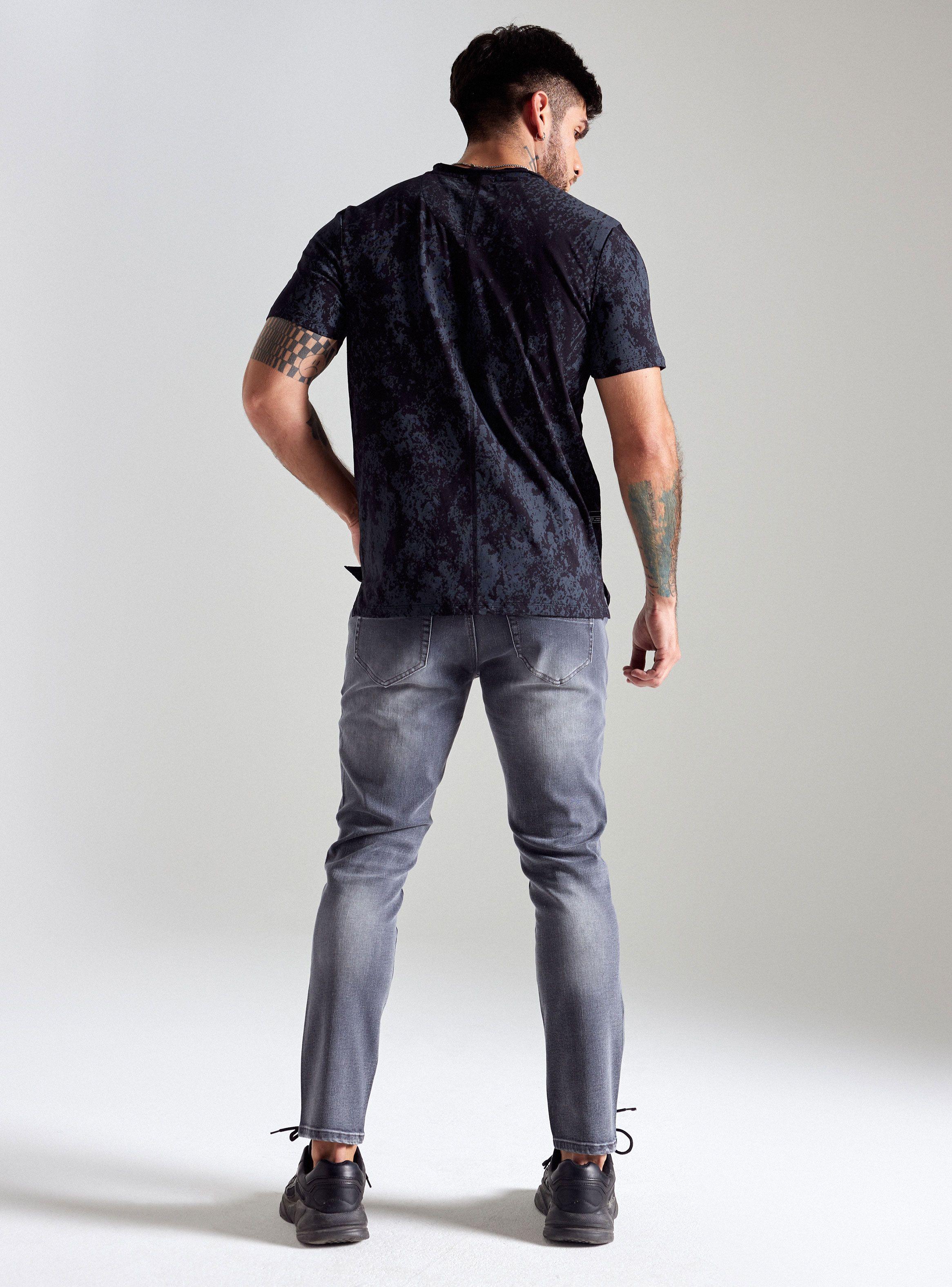 Polera Cuello V Full Print Manchas-5