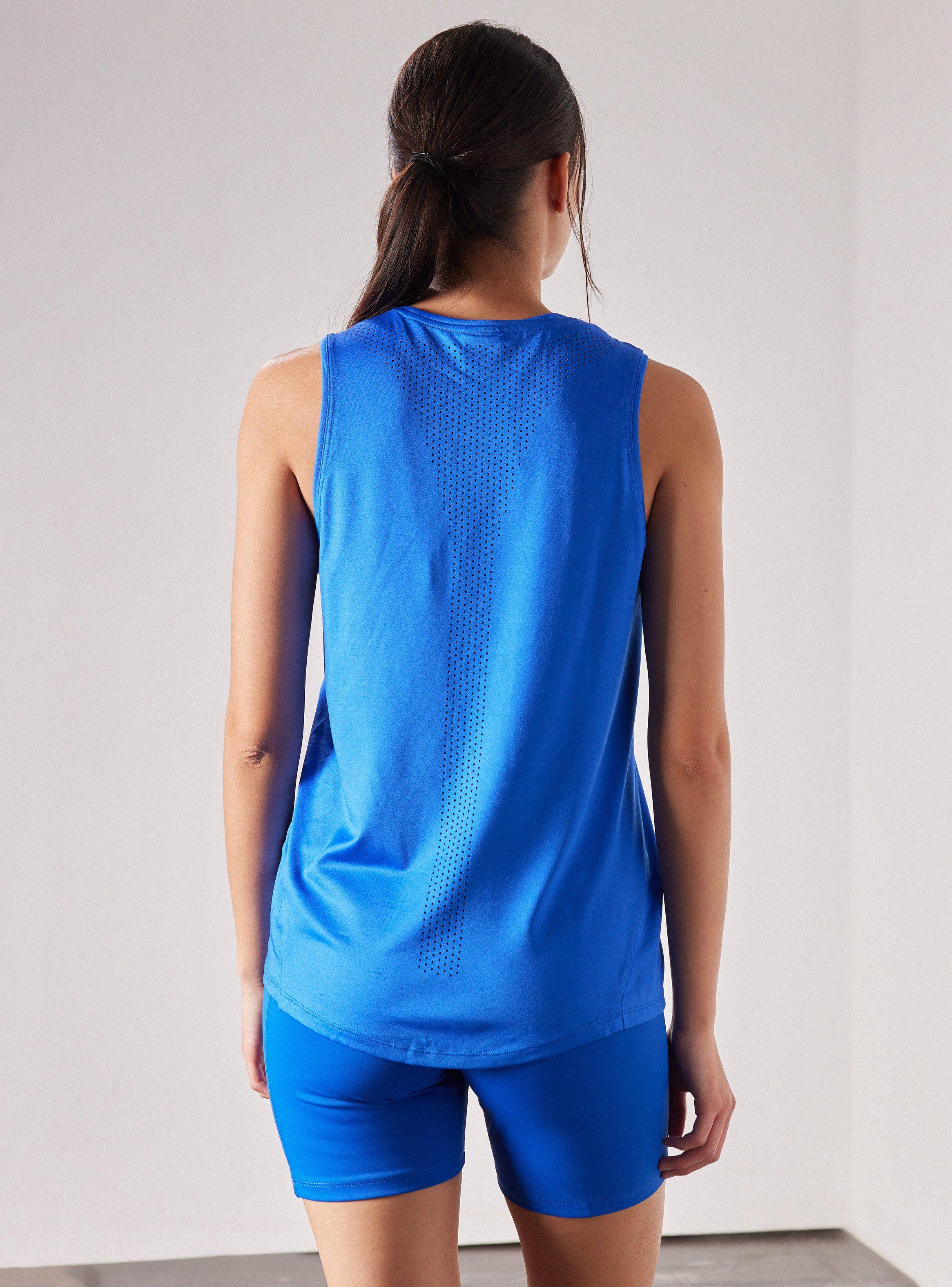Polera Sin Mangas Detalles Espalda-1
