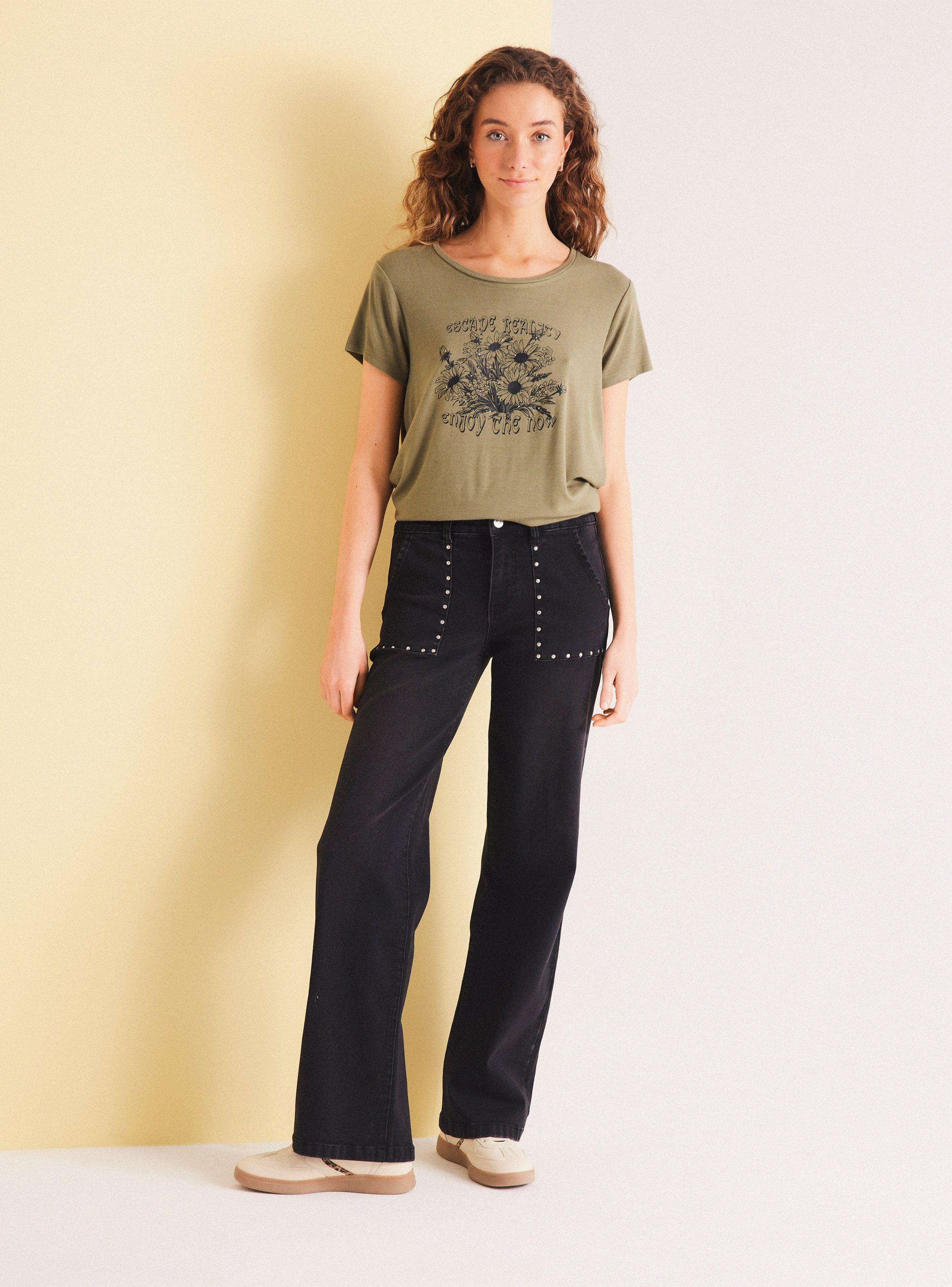 Jeans Bolsillos Carpinteros con Aplicación de Tachas-4