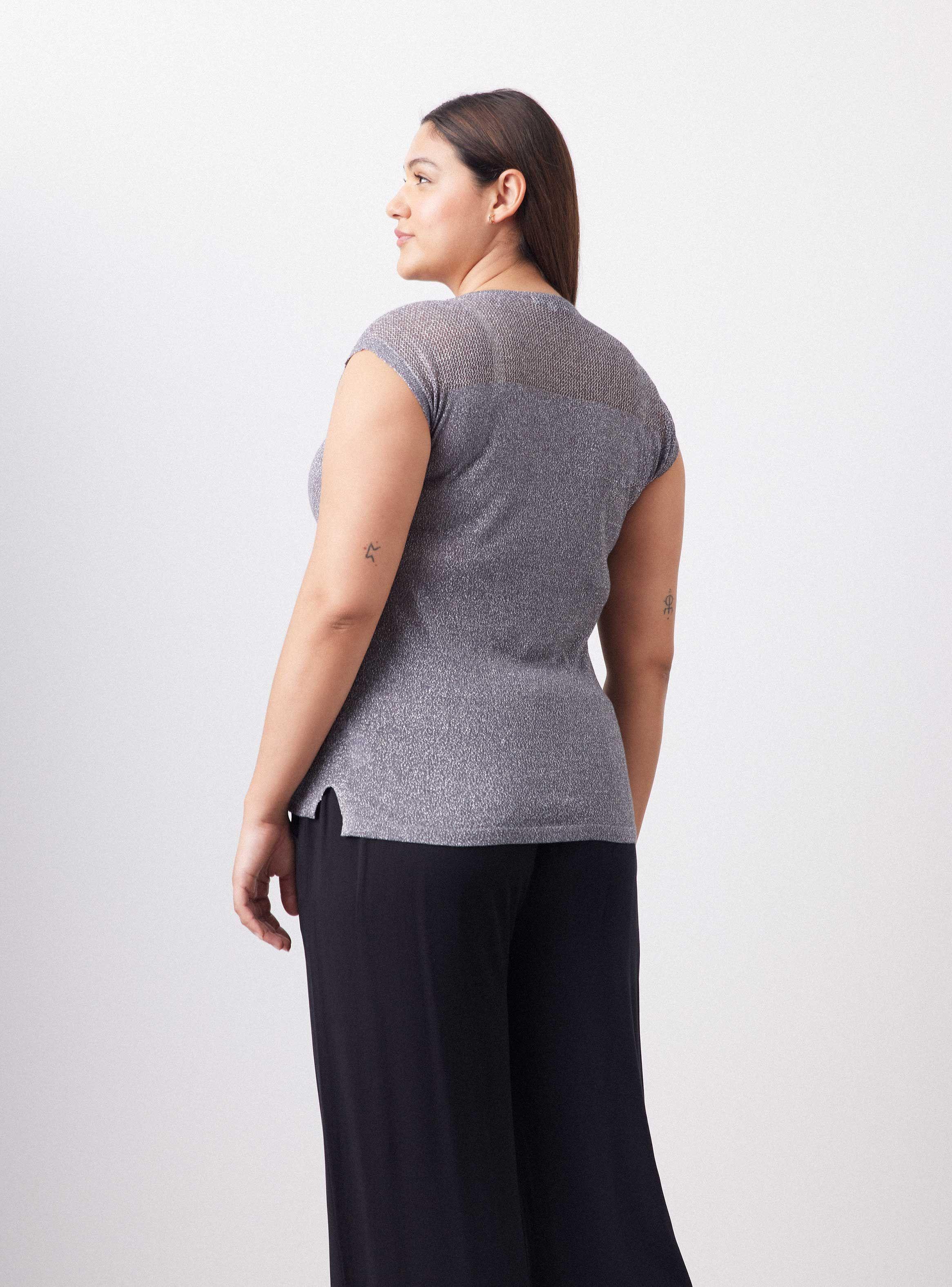Polera Tejida con Hilo Metalizado y Detalle en Hombros-1
