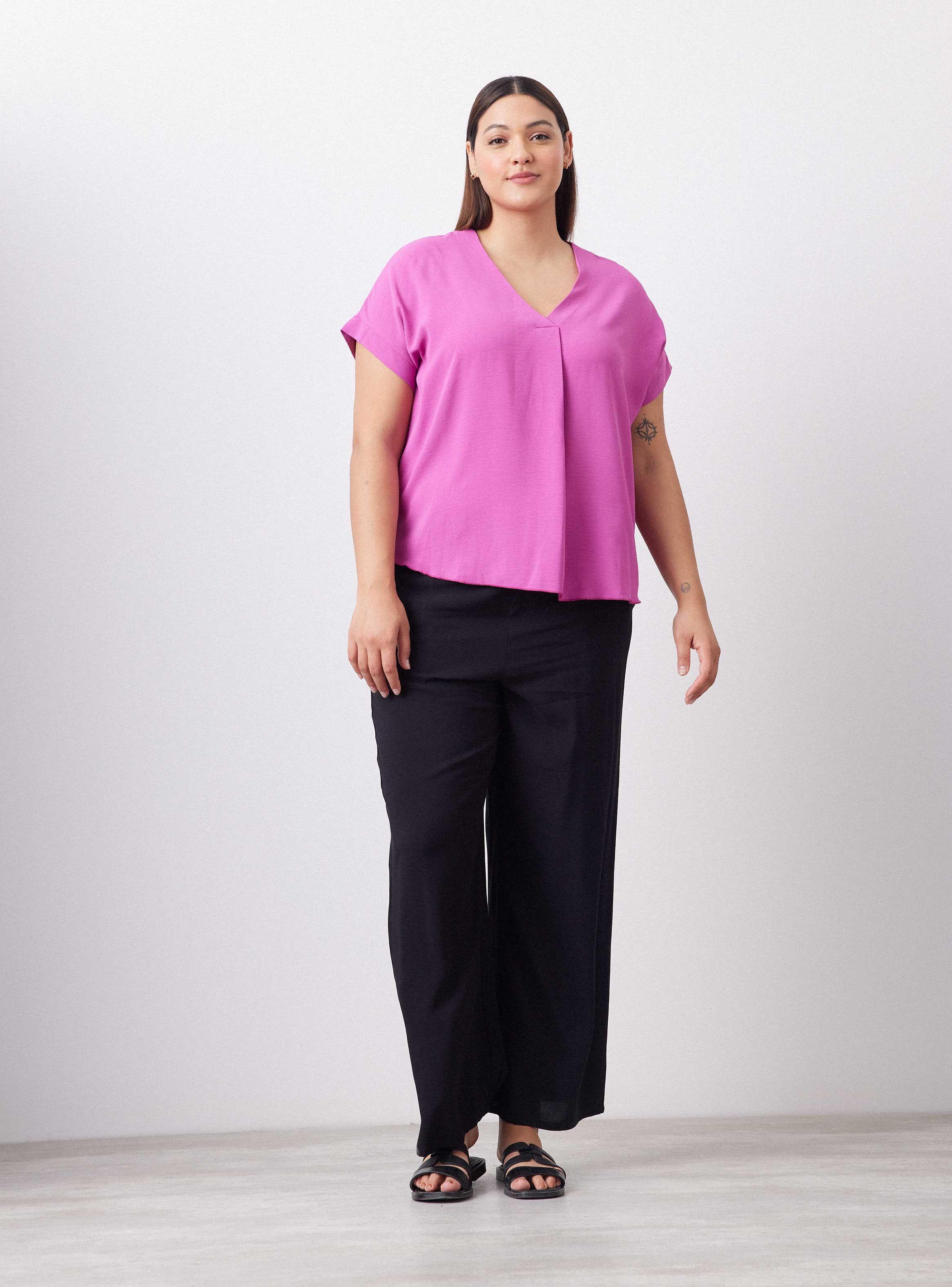 Blusa Cuello V con Pinza en Escote-4