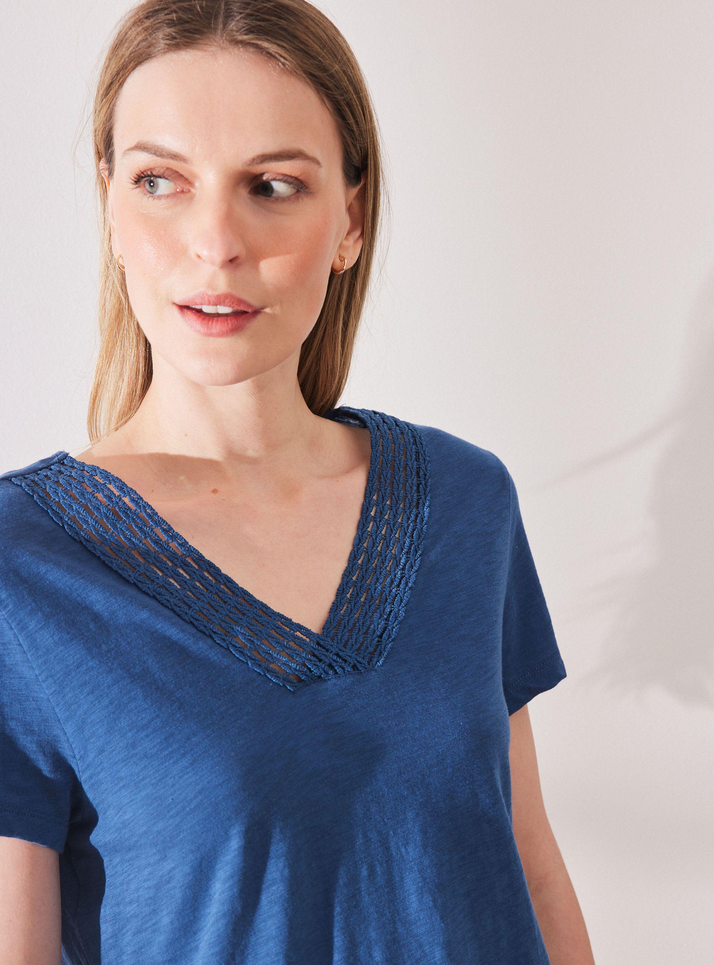 Polera con Aplicación Macramé en Cuello-2