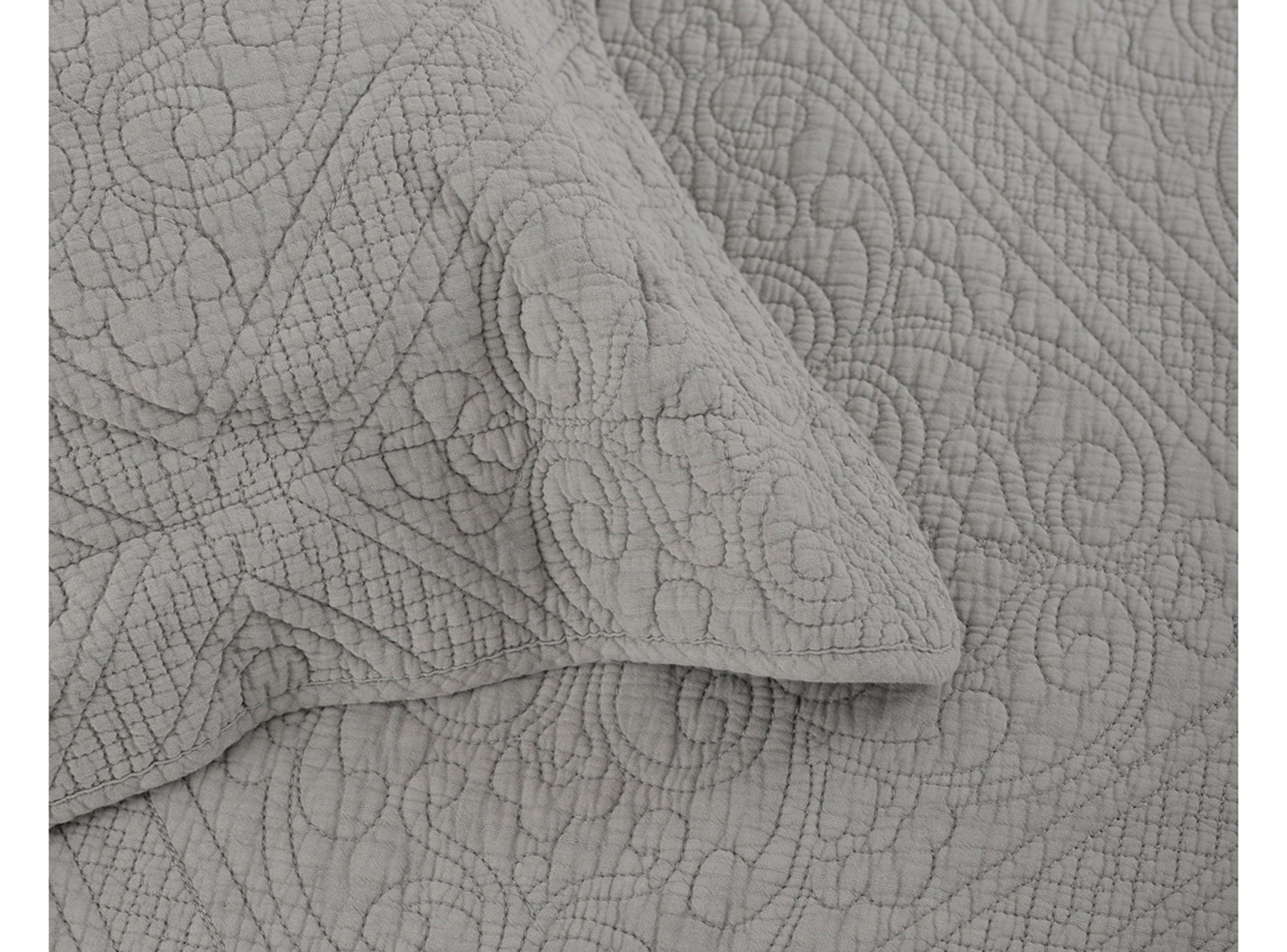 Piecera Nina Herrera Quilt Stone-2