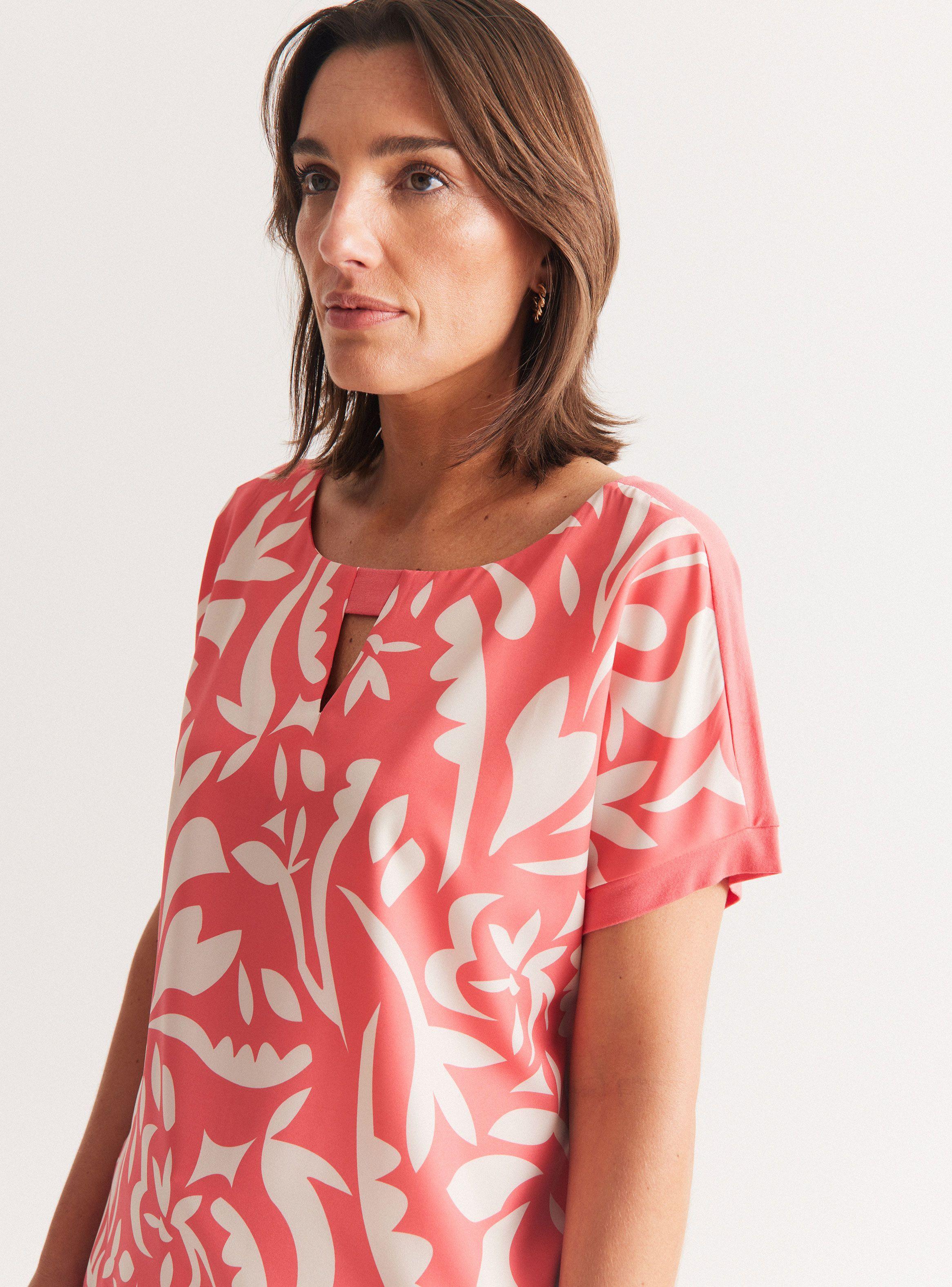 Polera Mix Telas Cut-Out en Escote-2