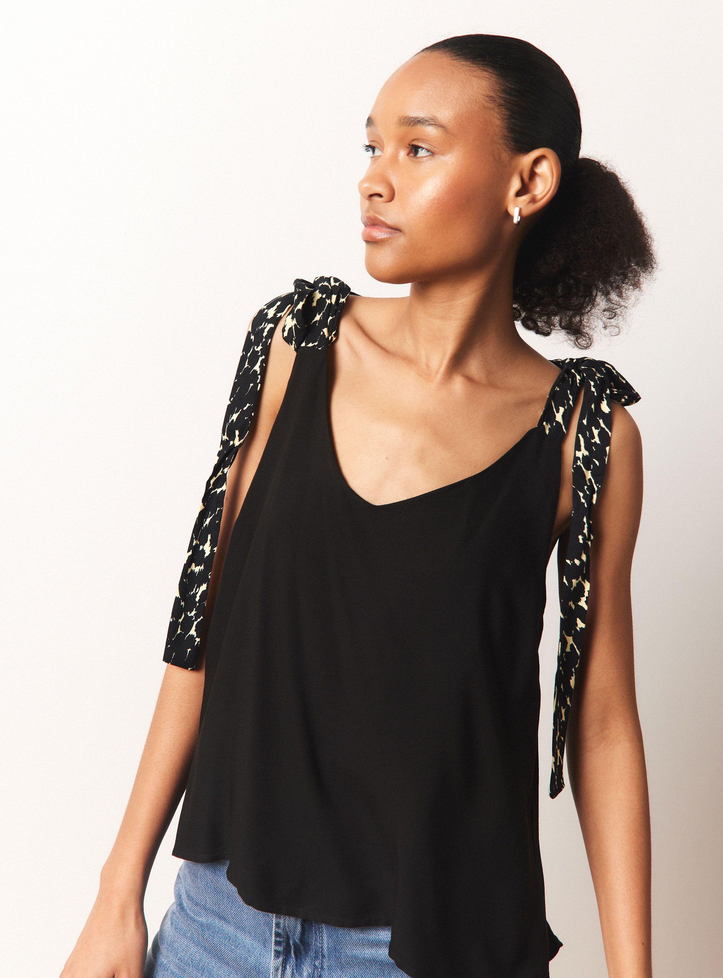 Blusa Doble Capa con Lazo en Tirantes-2