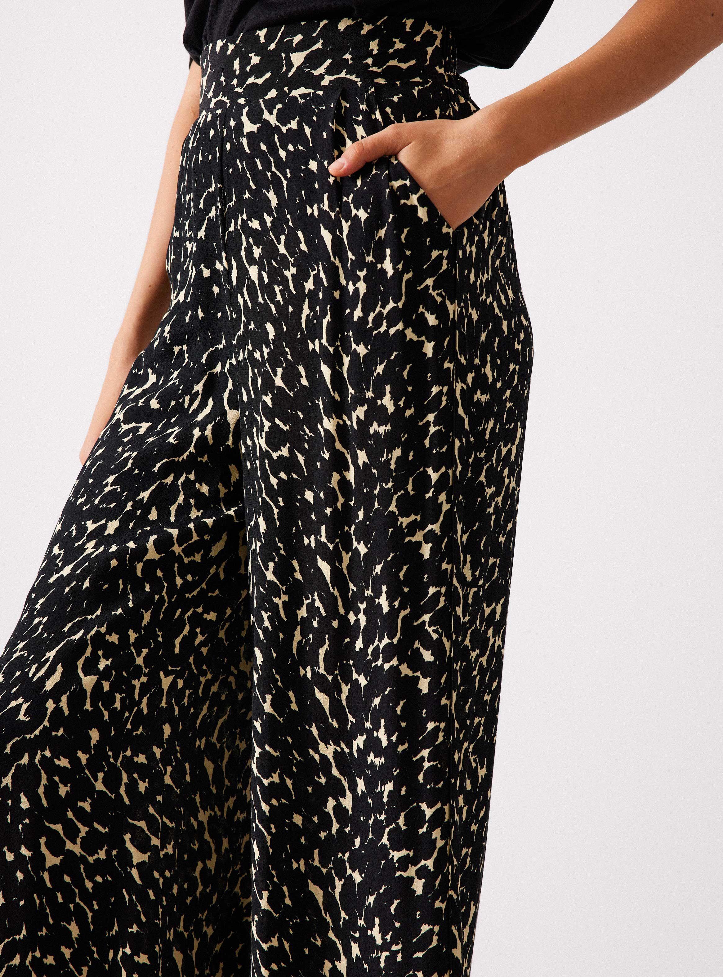 Pantalón Fluído Básico-2