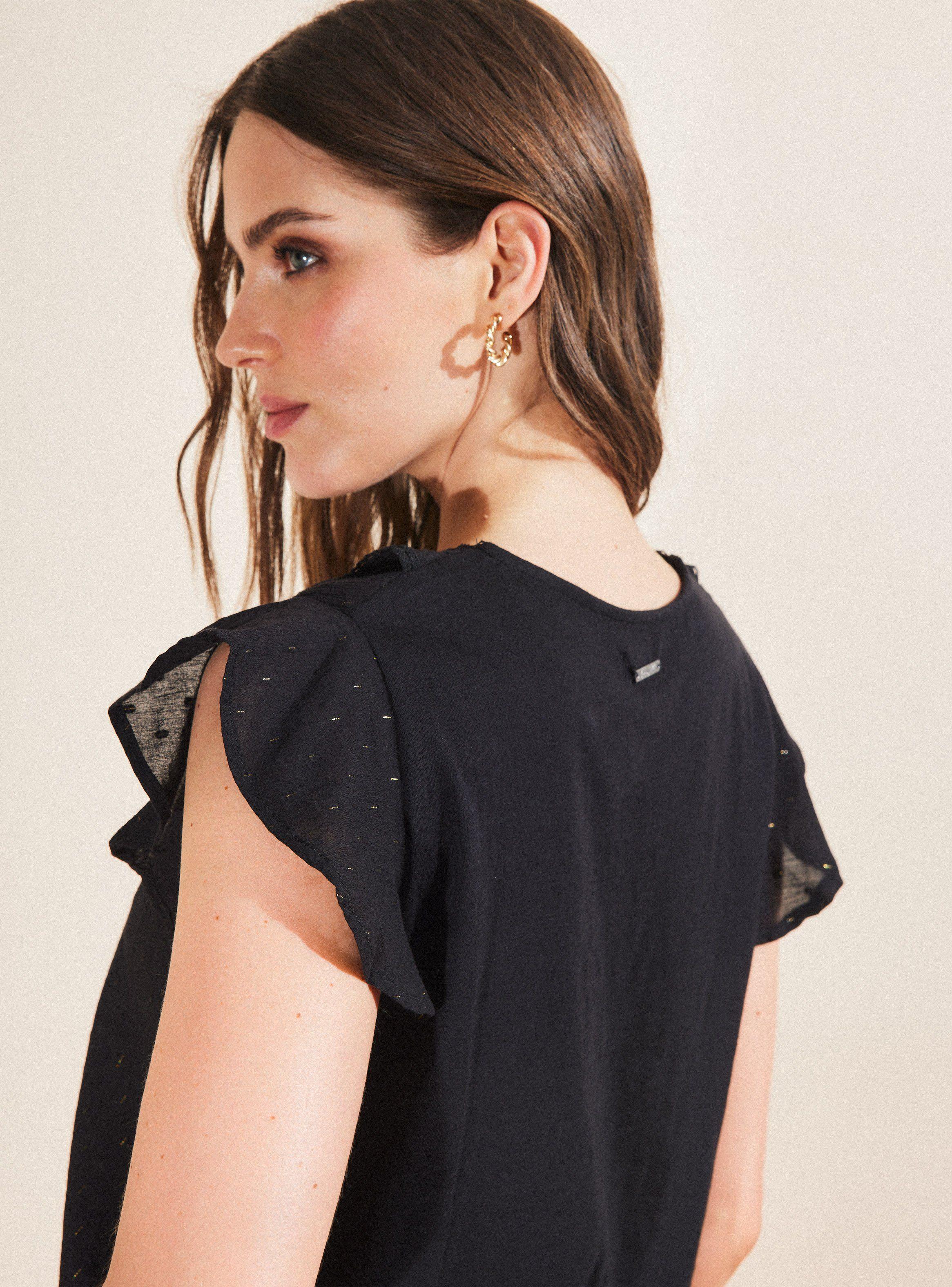 Polera Escote con Vuelos-3