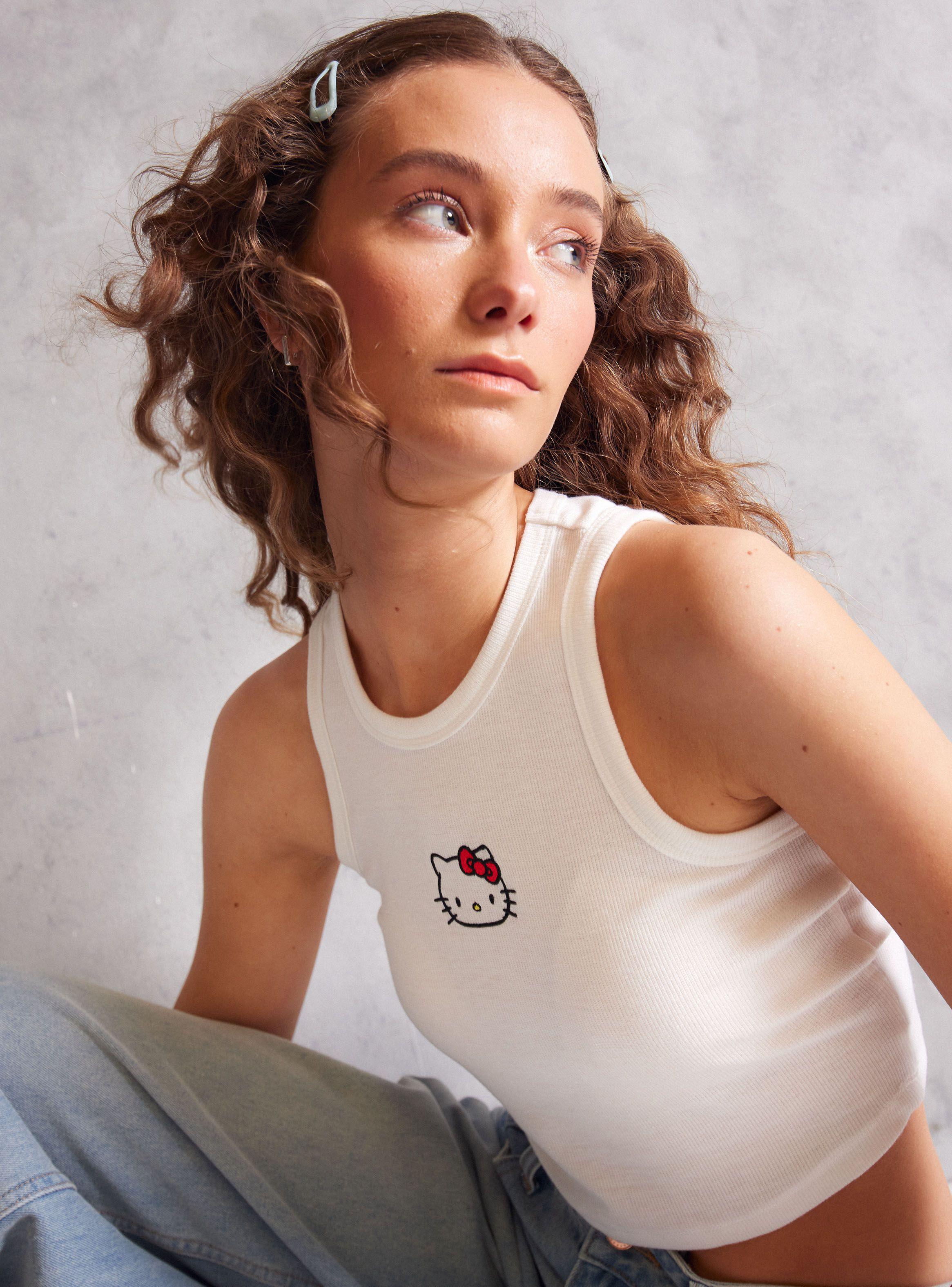 Polera Licencia Hello Kitty Bordado-2