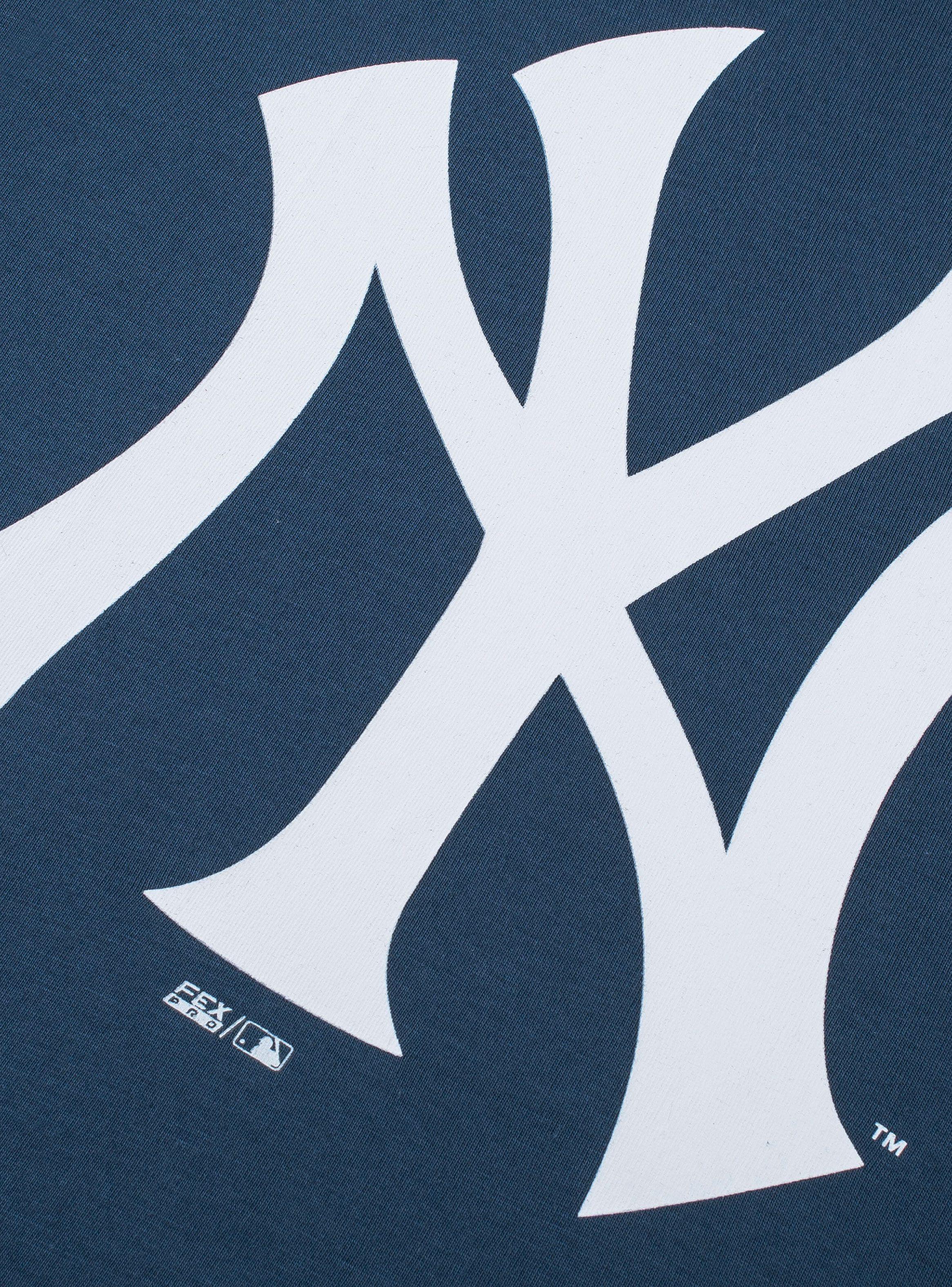 Polera Script Logo Estampado-3