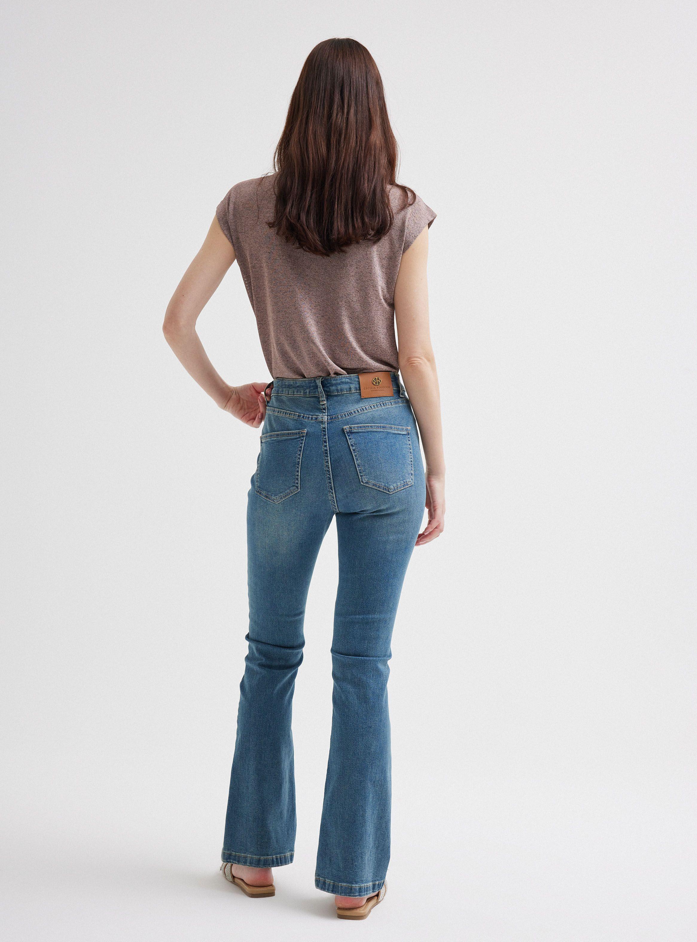 Jeans  Flare Detalle Tachas-5