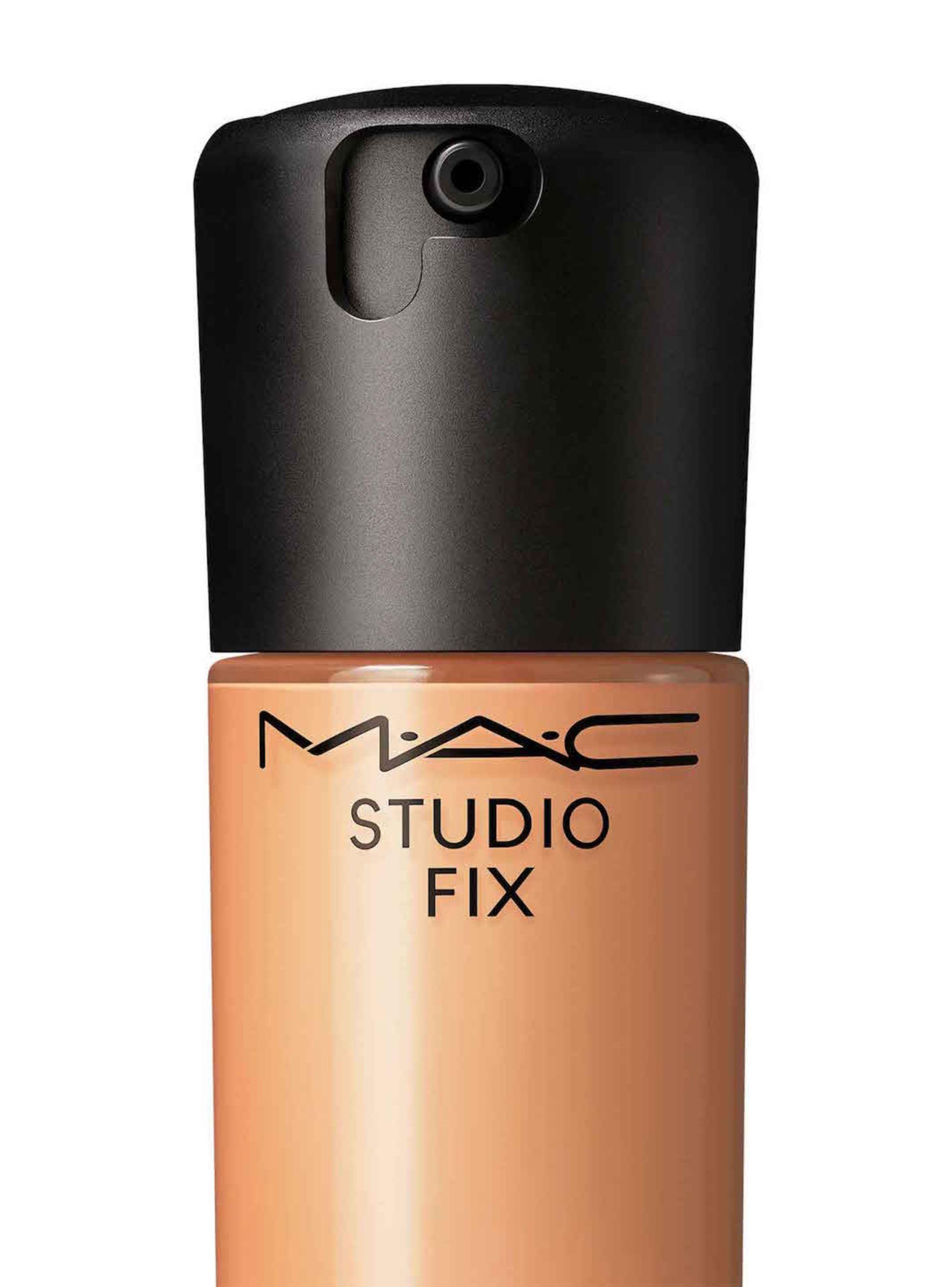 Base de Maquillaje M·A·C Studio Fix Fluid SPF 15 24HR Matte Foundation NC25-2