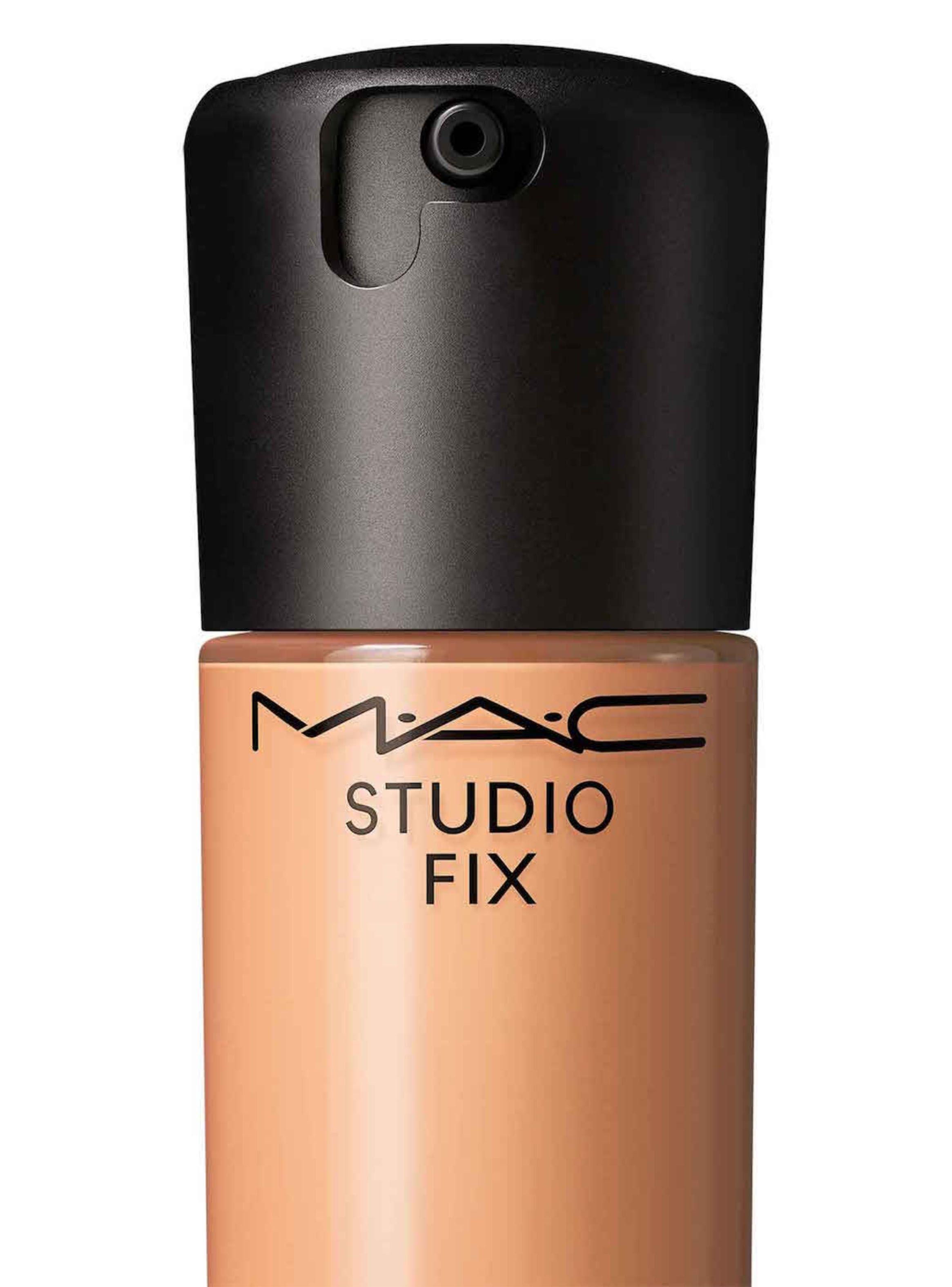 Base de Maquillaje M·A·C Studio Fix Fluid SPF 15 24HR Matte Foundation NW22-2