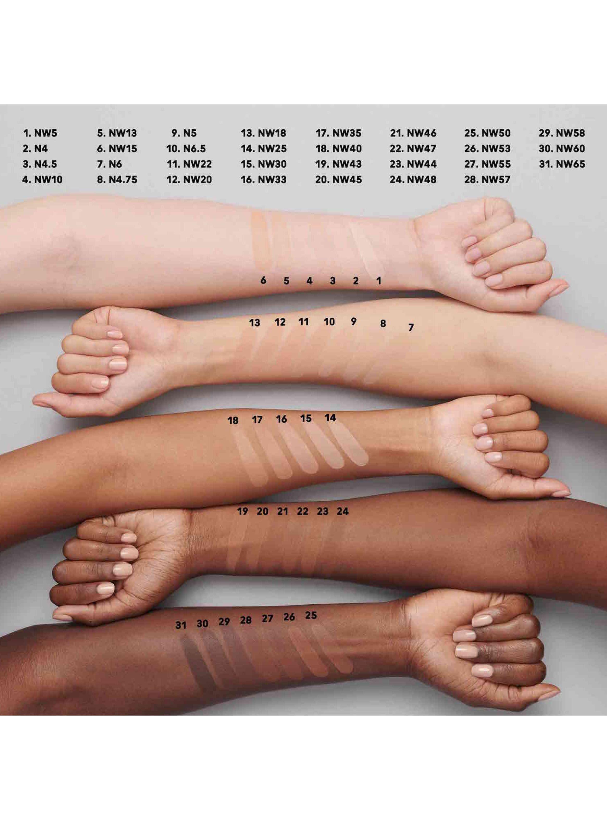 Base de Maquillaje M·A·C Studio Fix Fluid SPF 15 24HR Matte Foundation N4.75-4