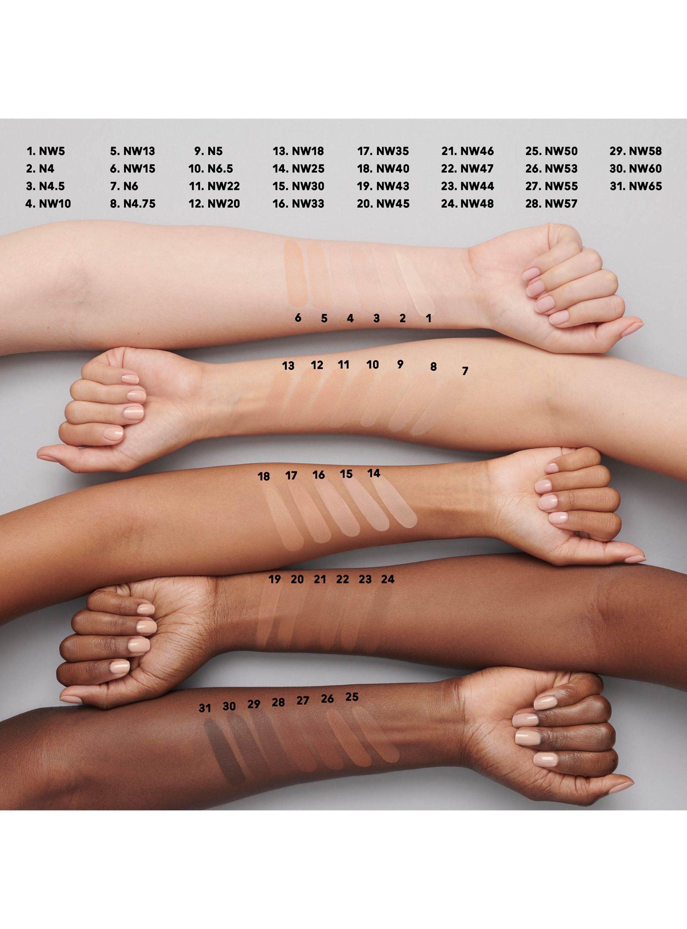 Base de Maquillaje M·A·C Studio Fix Fluid SPF 15 24HR Matte Foundation NW5-4