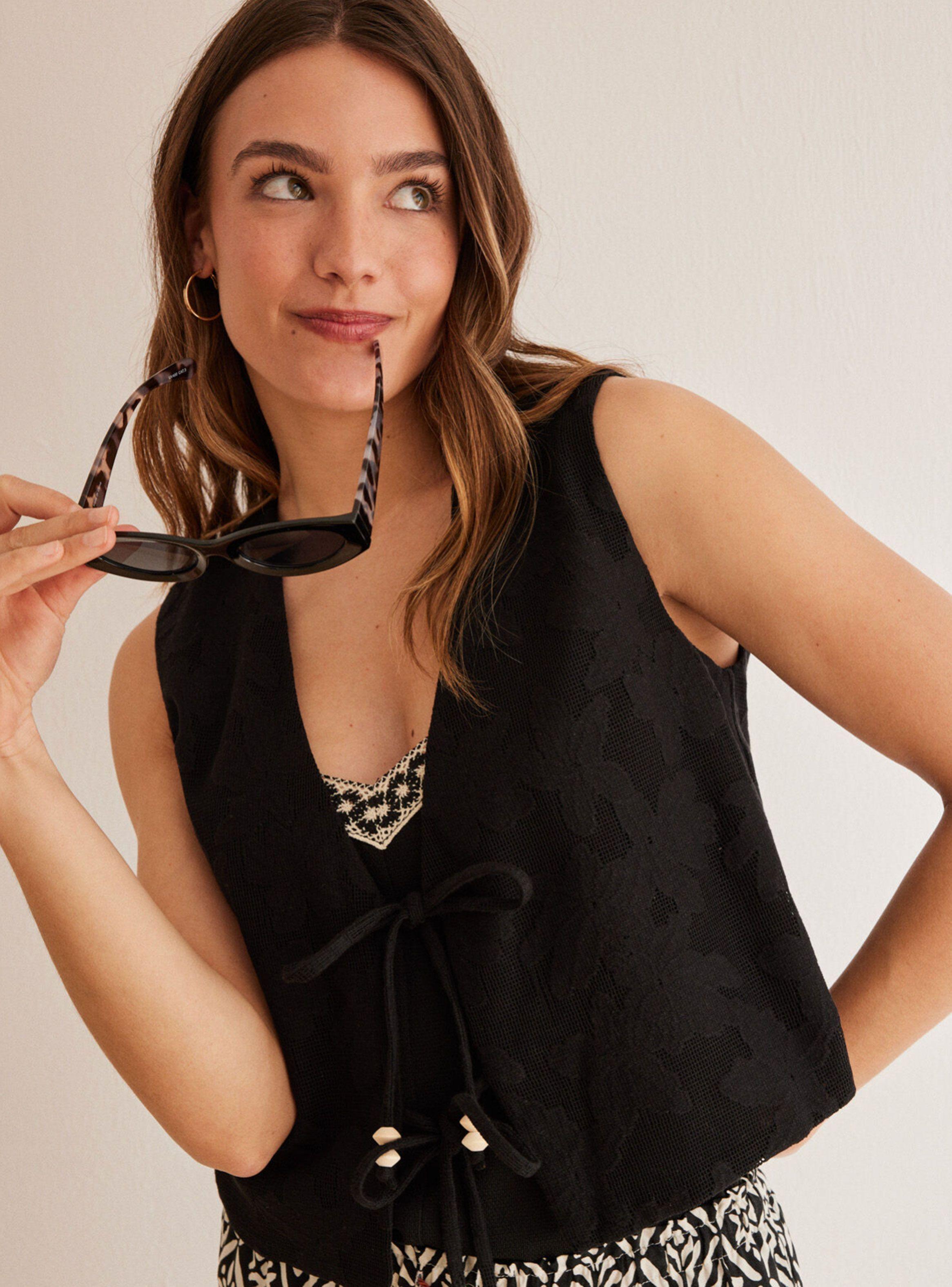 Chaleco Corto Liso Flores-1