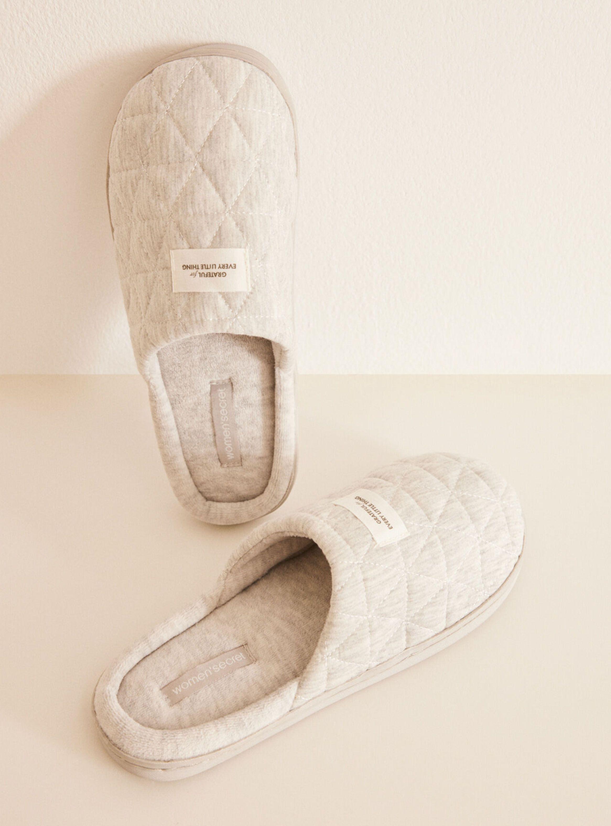 Pantuflas Acolchadas Mensaje-0