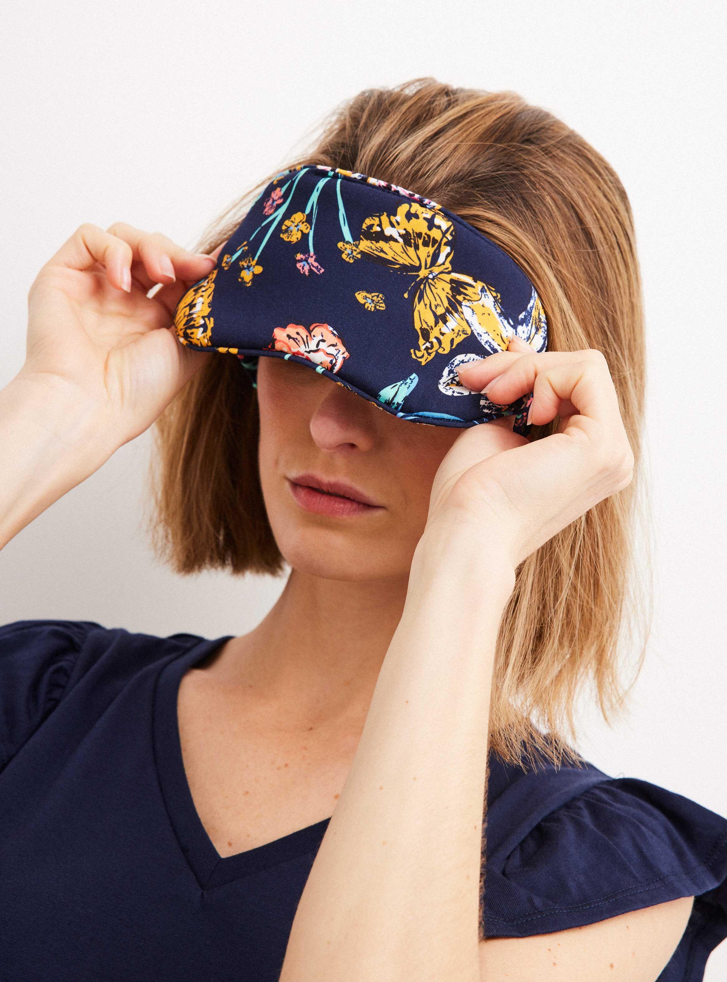 Pijama con Vuelos Antifaz de Regalo en Caja-3