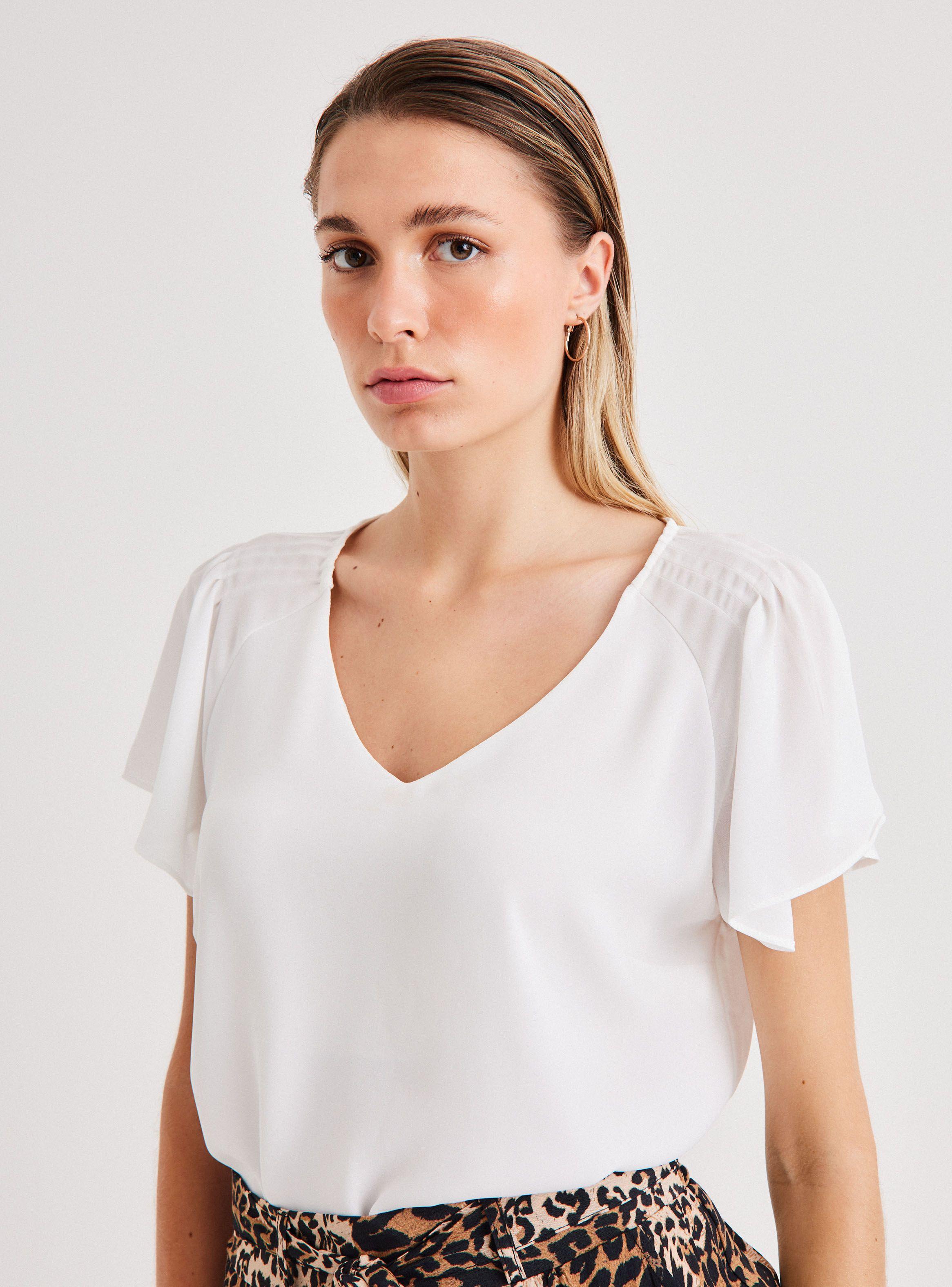 Blusa Básica Escote V y Manga Fluida-2