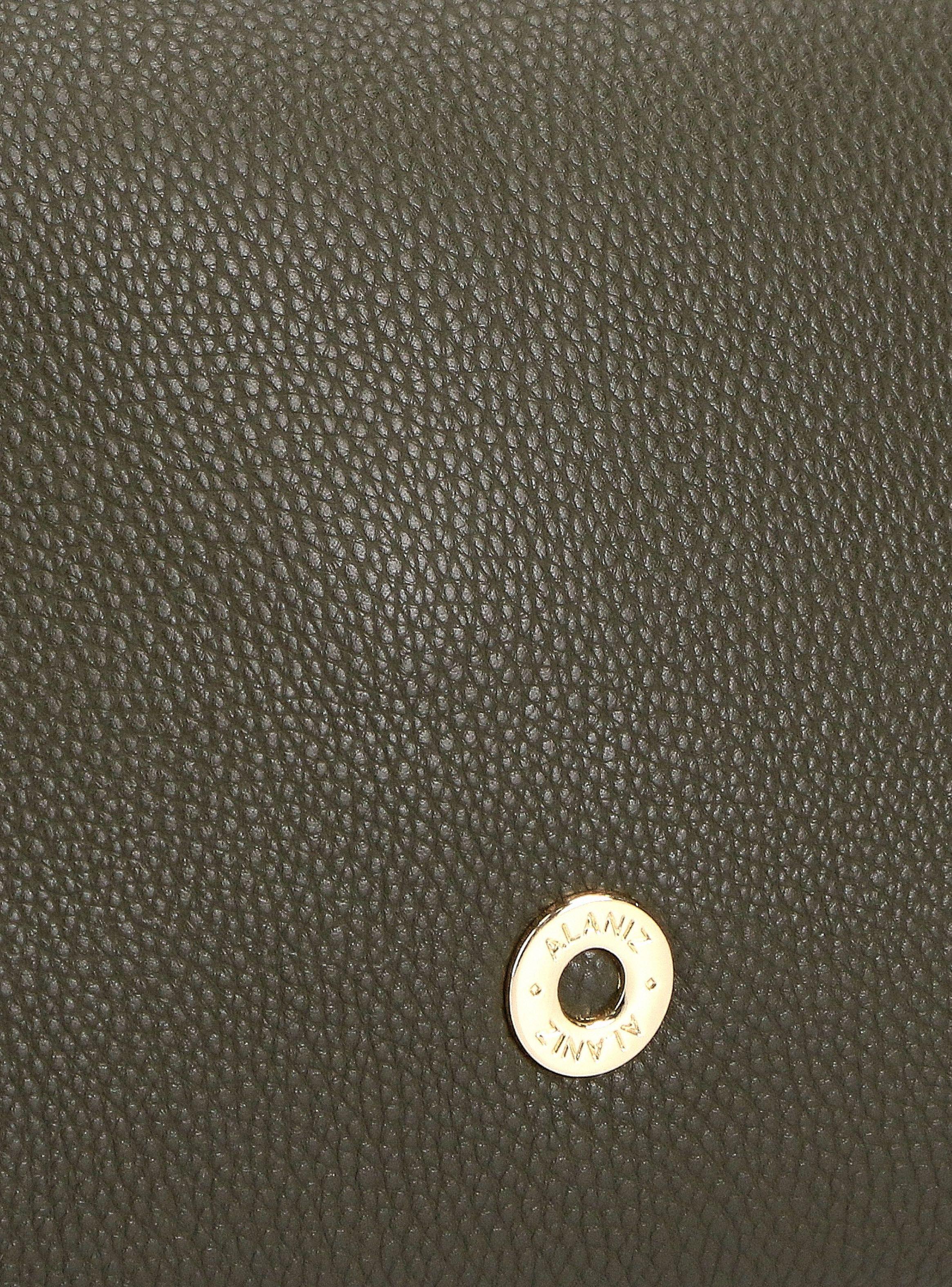 Cartera Crossbody con Argollas Metálicas-6