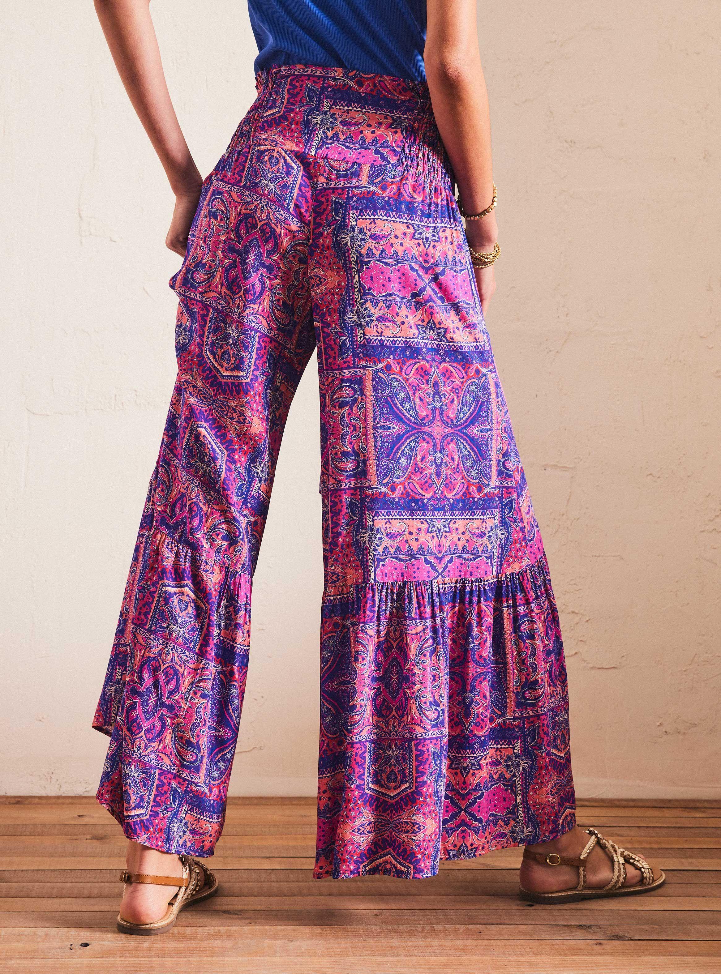 Pantalón Estampado y Cortes-1
