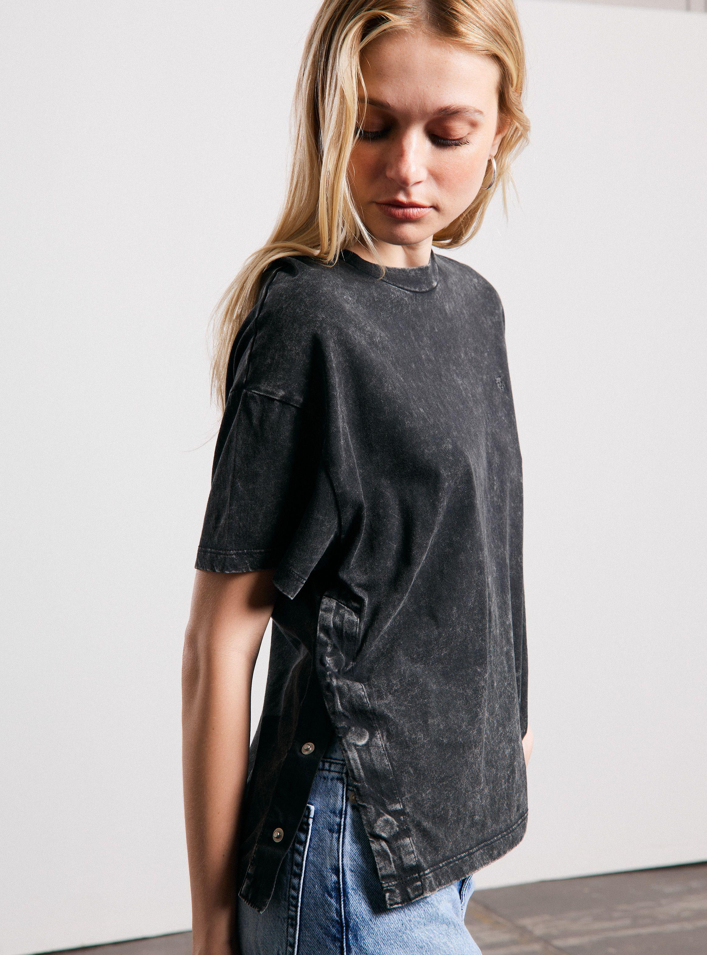Polera Broches Estampado Pecho-2