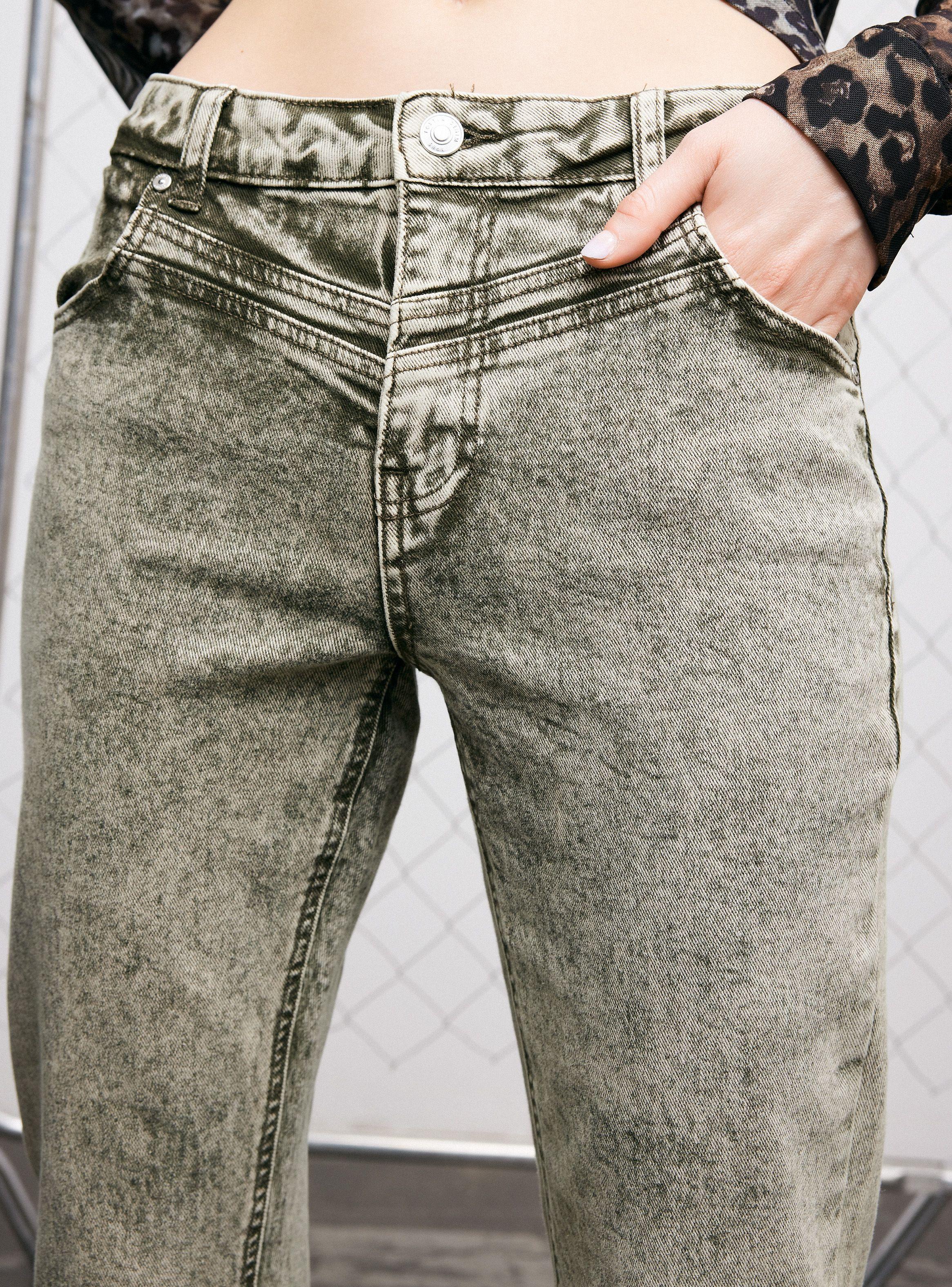 Jeans Slim Color Corte Frontal-2